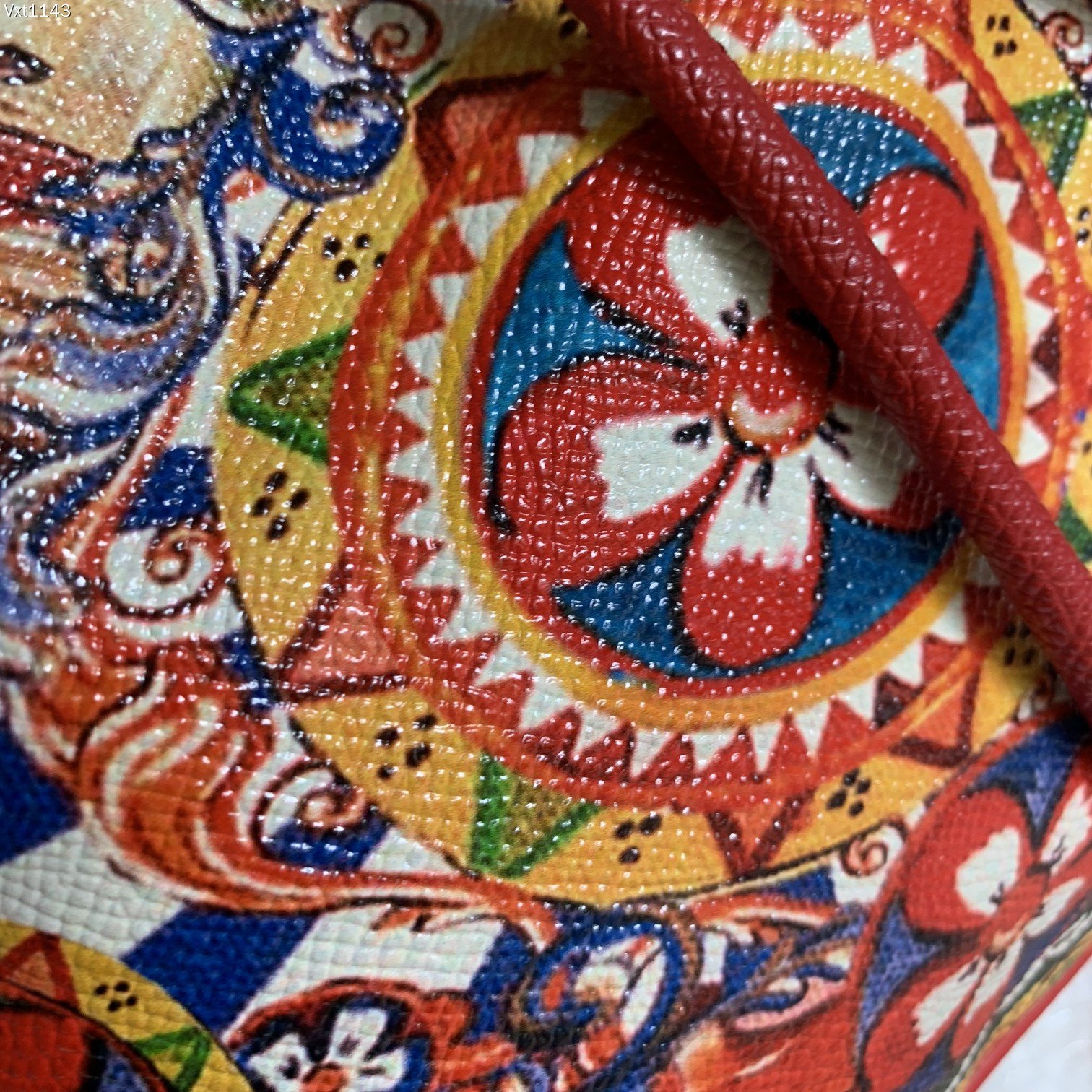 Dolce&Gabbana杜嘉班纳经典水桶包可斜挎海外代购专用品有范有气场全新包型任何搭配都可以只要有一