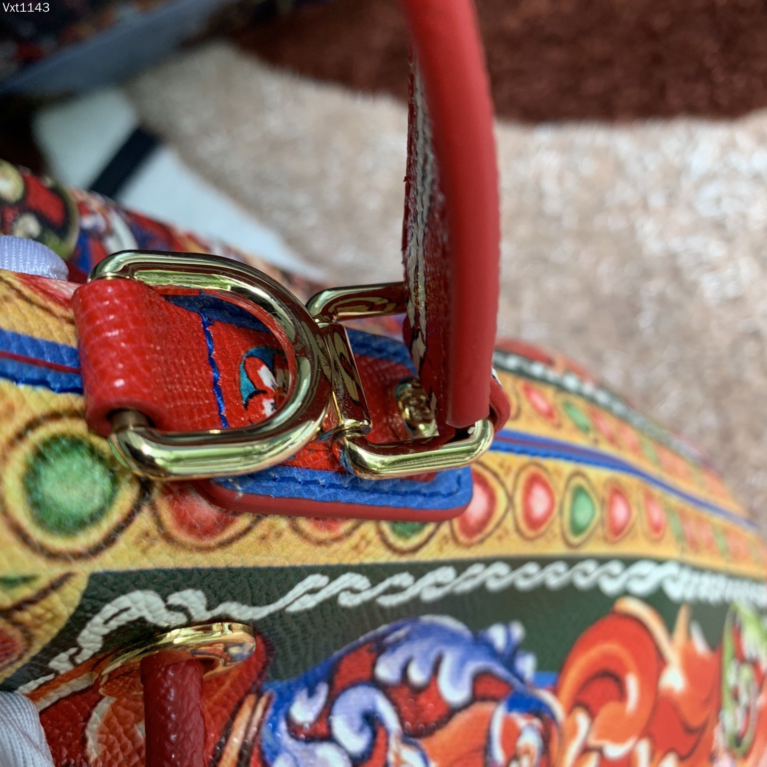 Dolce&Gabbana杜嘉班纳经典水桶包可斜挎海外代购专用品有范有气场全新包型任何搭配都可以只要有一
