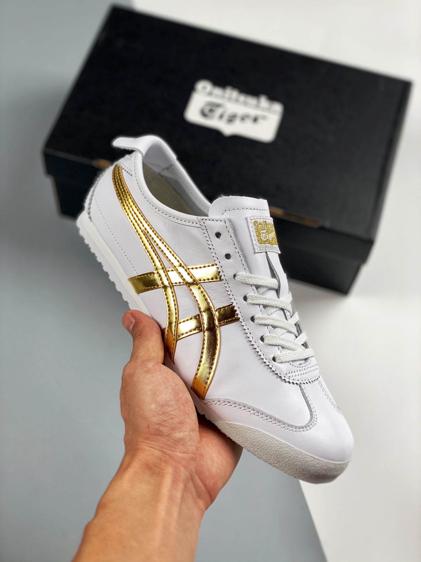 Asics Onitsuka Tiger, combinación de colores blanco y dorado, piel de cordero de primera capa con etiqueta or…