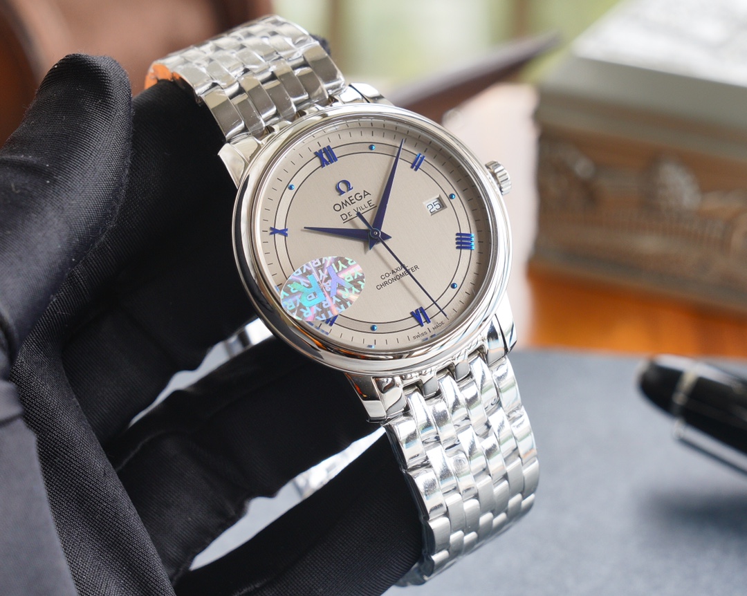 Omega YR出品 平民版本 男款40mm 女款32 7mm直径 10mm厚度 双卜蓝宝石 玻璃