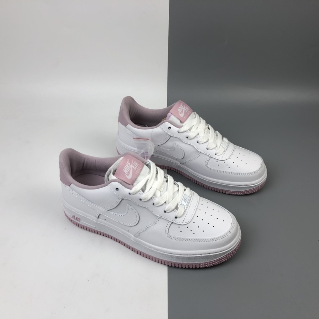 180 Nike WMNS Air Force 1 Low”Voltage Purple”空军一号经典低帮百搭休闲运动板鞋“皮革白粉樱花粉”CD6915-100