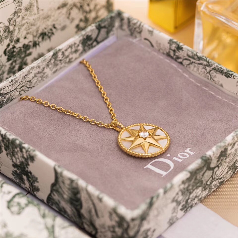 NO:101075,Dior compass single white shell sweater chain Front compass elegant reverse literary unique retro literary charm, Dior necklace, dior, sweaters, necklace19860909迪 奥罗盘单花白贝毛衣链 正面罗盘优雅 反面文艺 独特复古文艺魅力,Dior项链,dior,sweaters,necklace,Jewelry