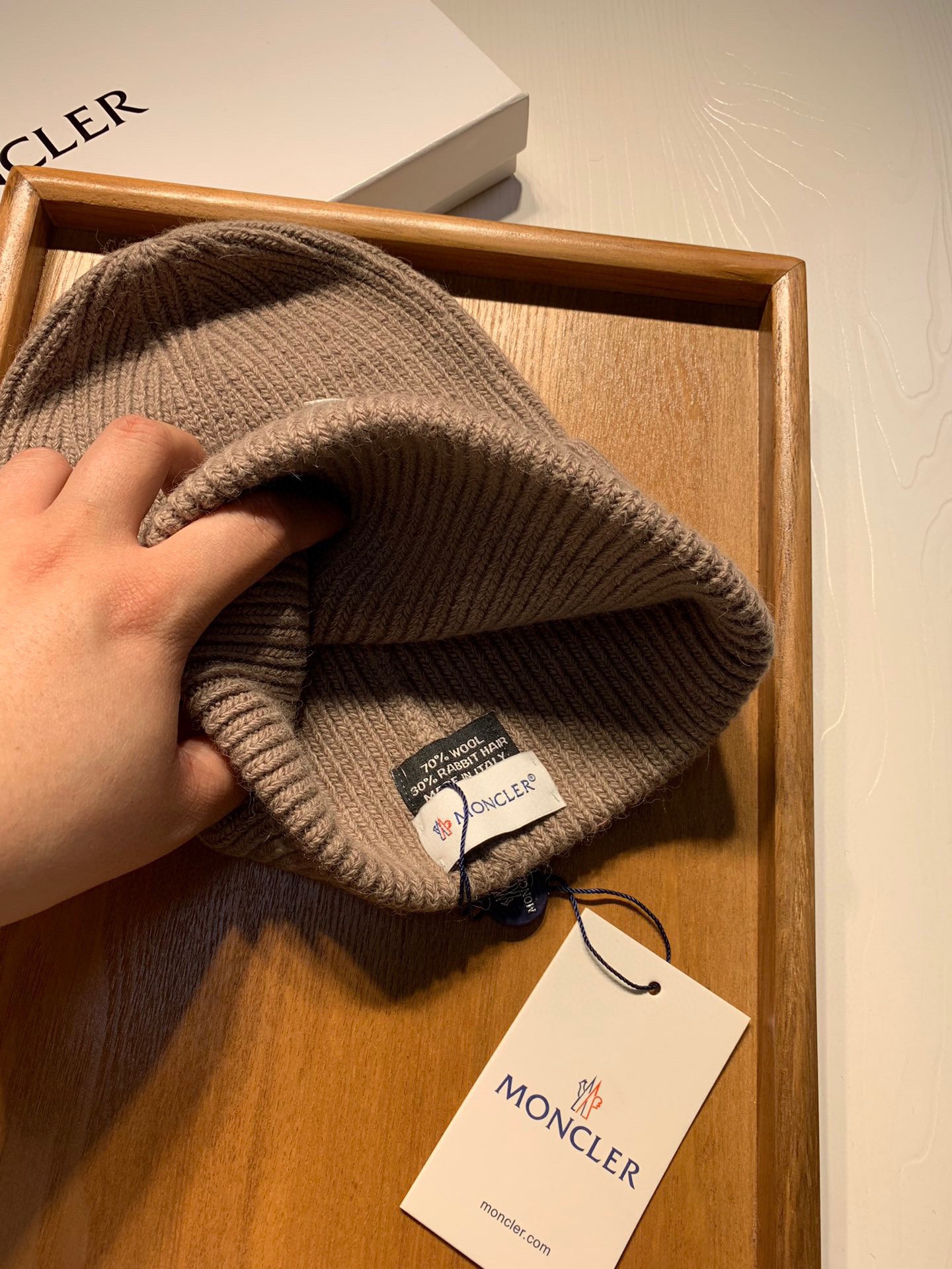 🌹。蒙口。【羊毛单帽】客供小羊毛！珍贵典藏的灵魂帽子！客供色纱.每个颜色都非常好看！经典！手感软腻.70