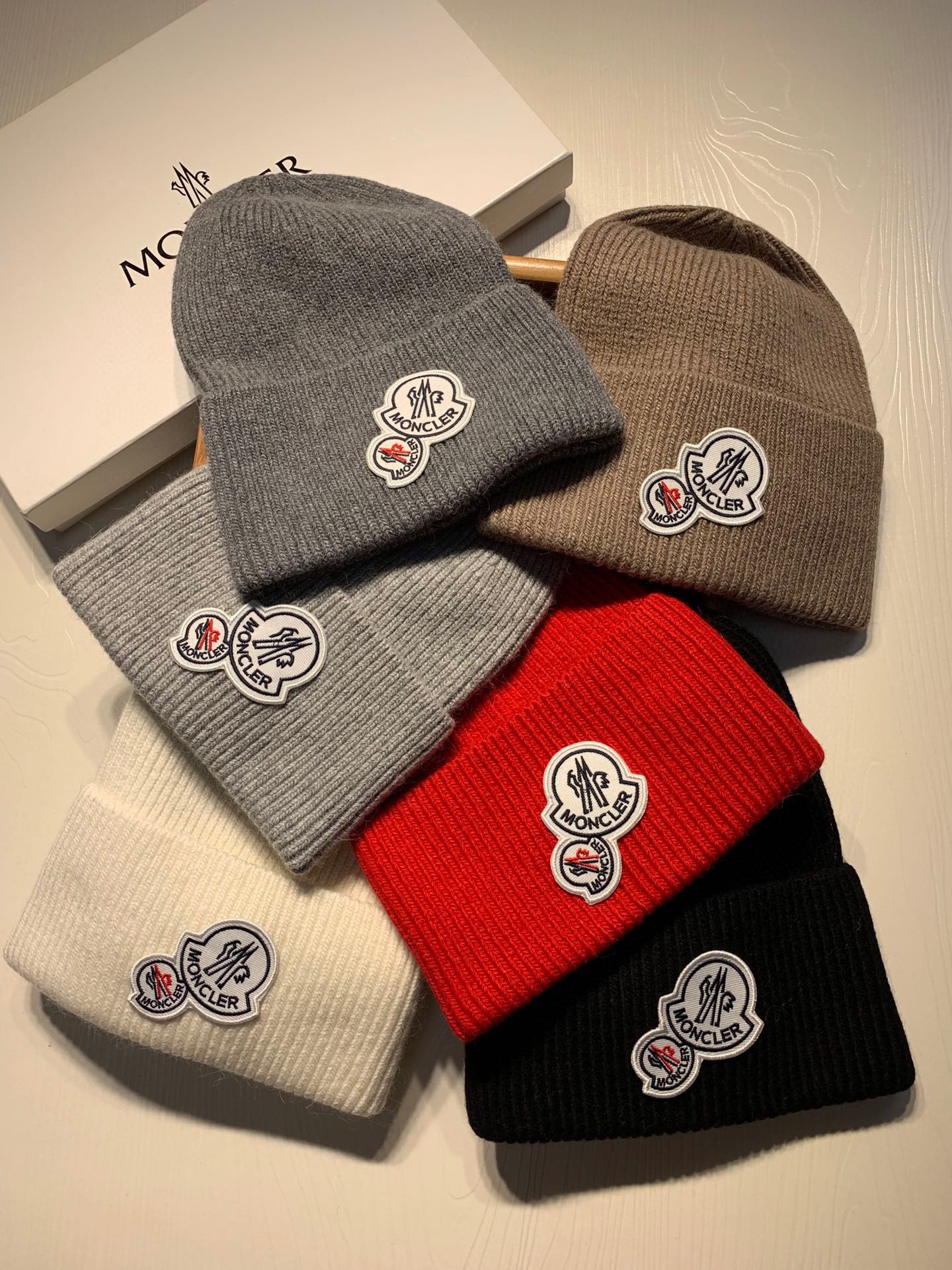 🌹。蒙口。【羊毛单帽】客供小羊毛！珍贵典藏的灵魂帽子！客供色纱.每个颜色都非常好看！经典！手感软腻.70