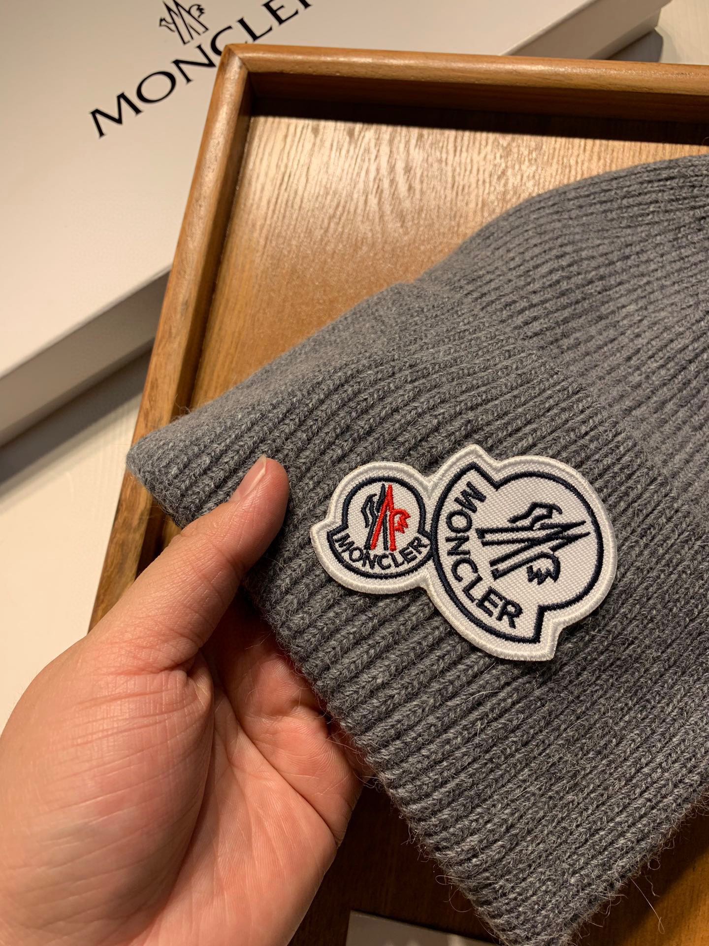 🌹。蒙口。【羊毛单帽】客供小羊毛！珍贵典藏的灵魂帽子！客供色纱.每个颜色都非常好看！经典！手感软腻.70