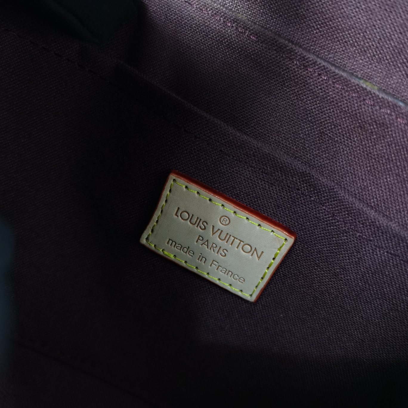 スタイリッシュなCroisette手袋 - 多機能デザイン