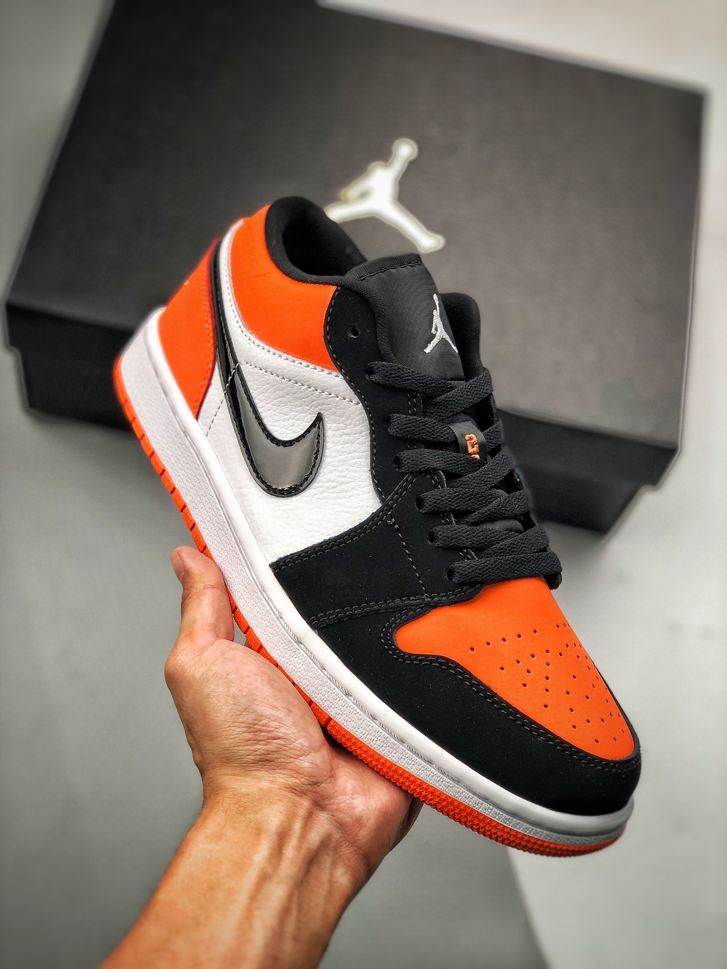 Air Jordan 1 Low Negro Naranja Shattered, color oficial sincronizado, producto de nivel original, rechazando la suela c…