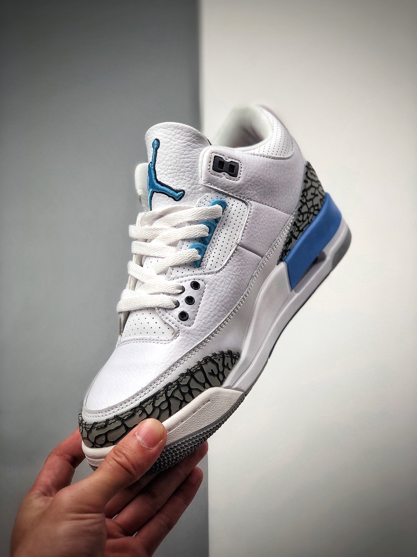 240 Fragment x Air Jordan 3 Sample 黑蓝闪电 DA3595-111