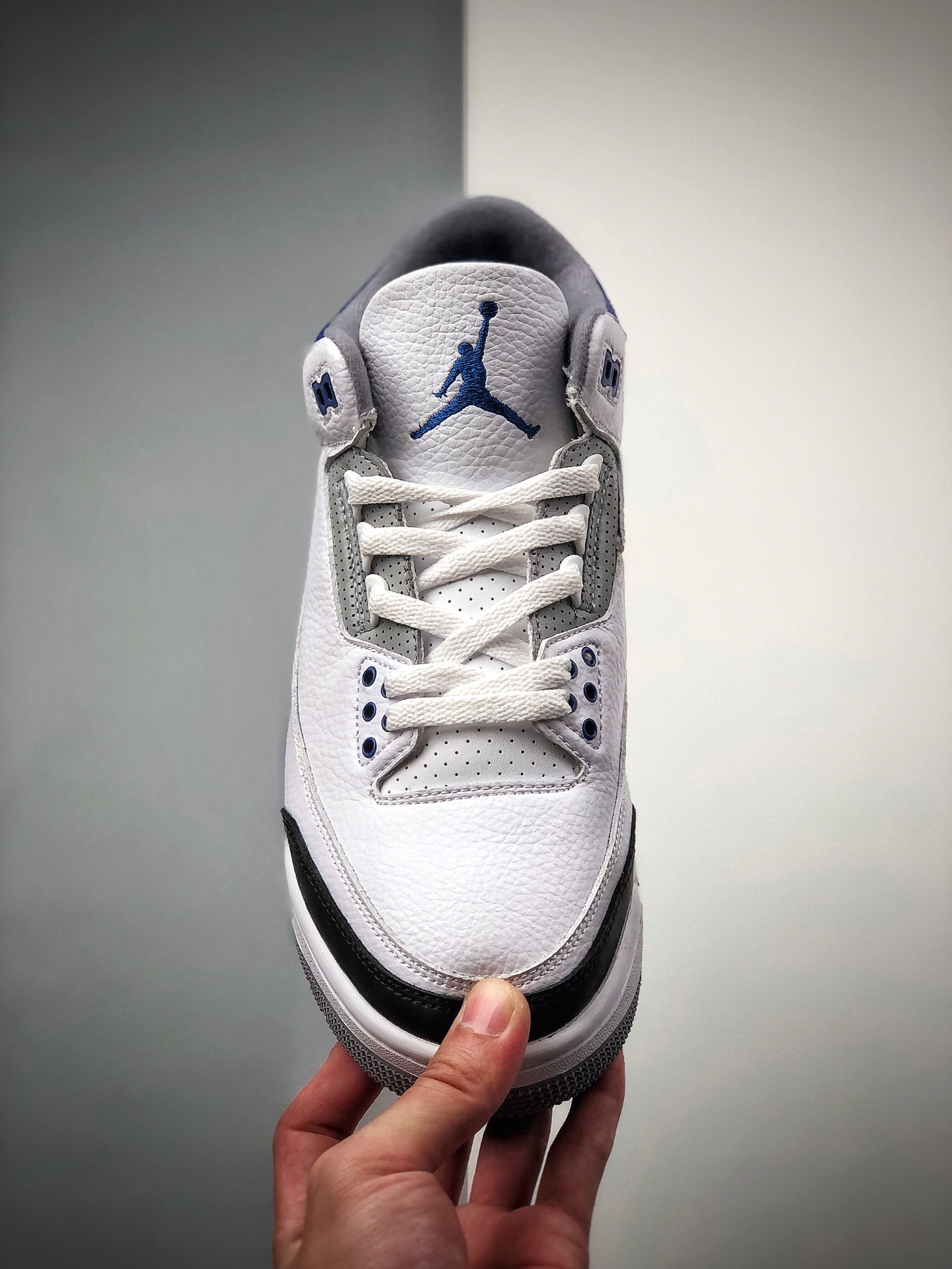 240 AJ3 UNC BLUE AJ3 Retor Valor CT8532-104