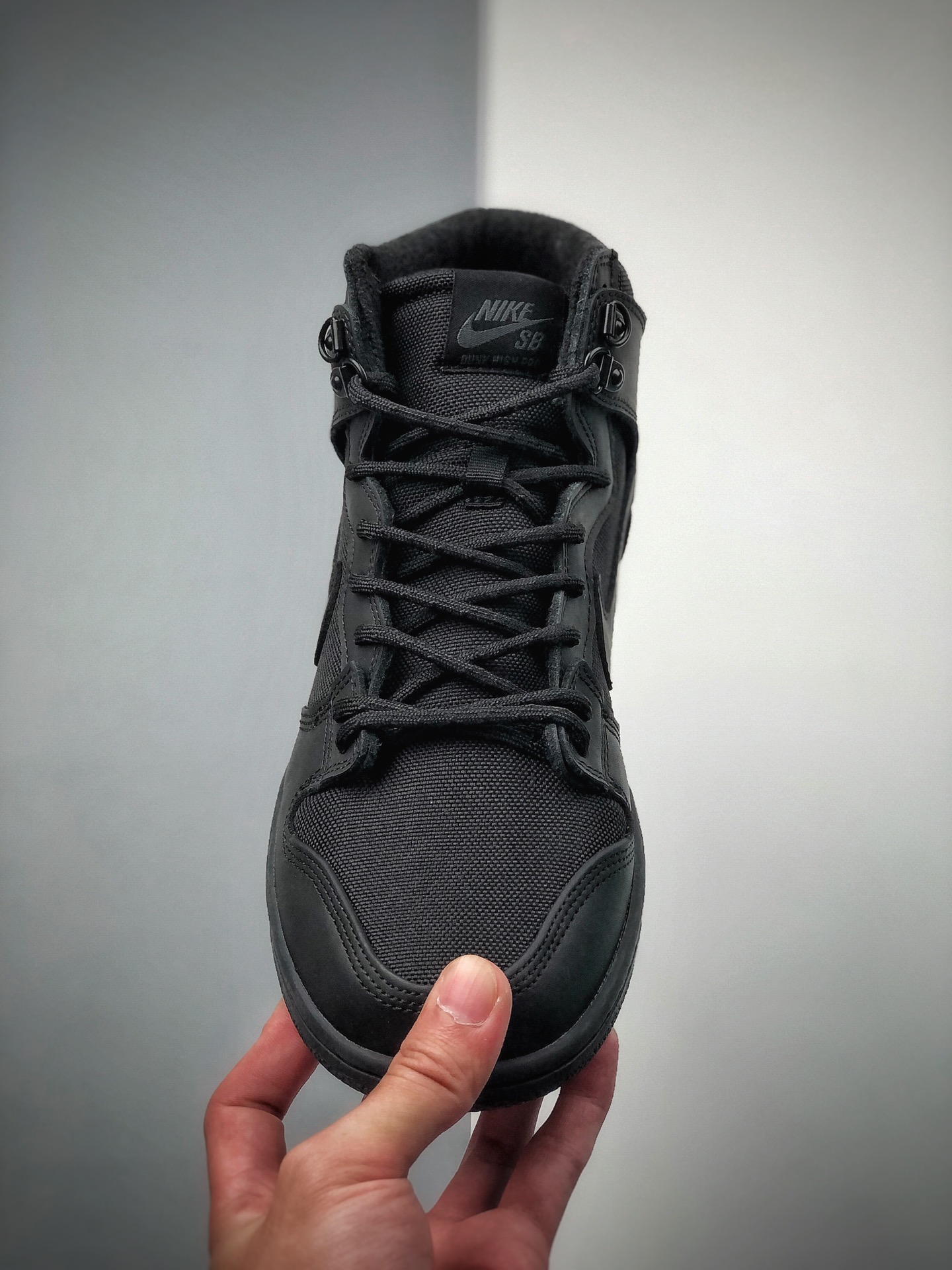 260  Nike SB Zoom Dunk HI Pro Bota 黑魂 黑武士真标正品原盒，鞋垫Zoom加持   官方货号：923110-001