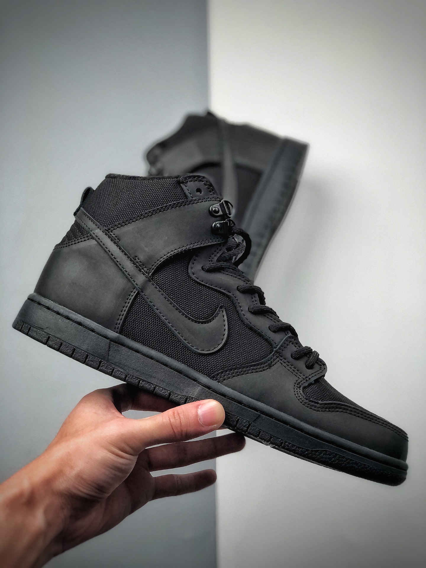 260  Nike SB Zoom Dunk HI Pro Bota 黑魂 黑武士真标正品原盒，鞋垫Zoom加持   官方货号：923110-001