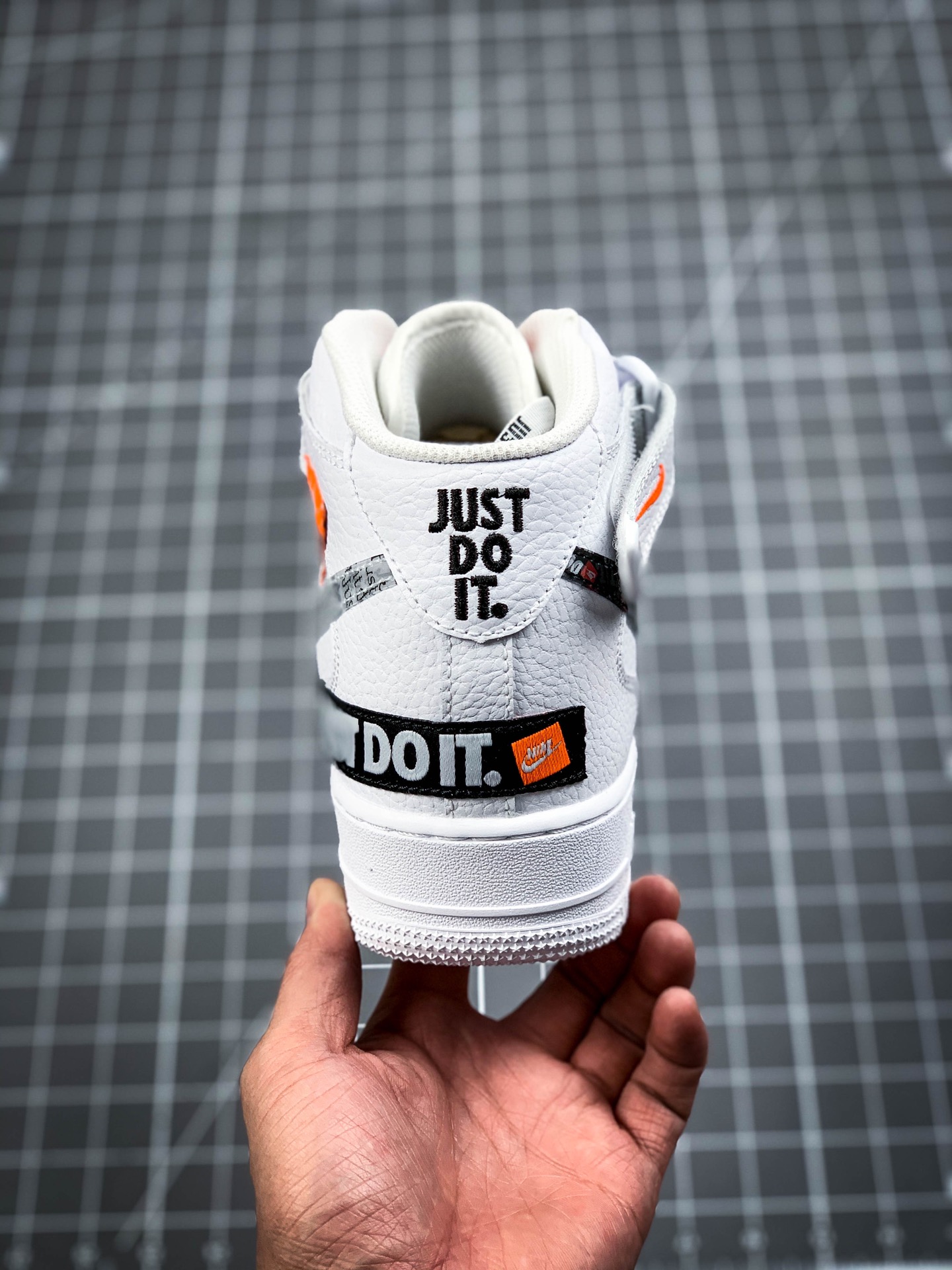 220 公司级头三层方联名 Nike Air Force 1 Mid 耐克空军一中号帮系列 BQ6474-100