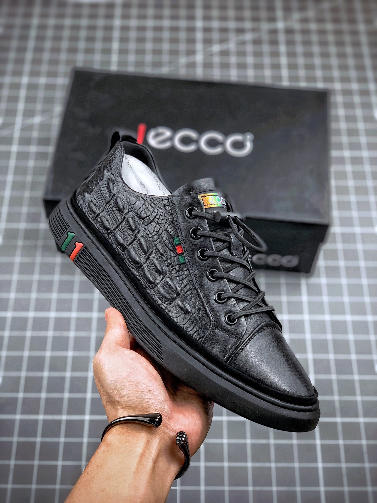 ecco house shoes