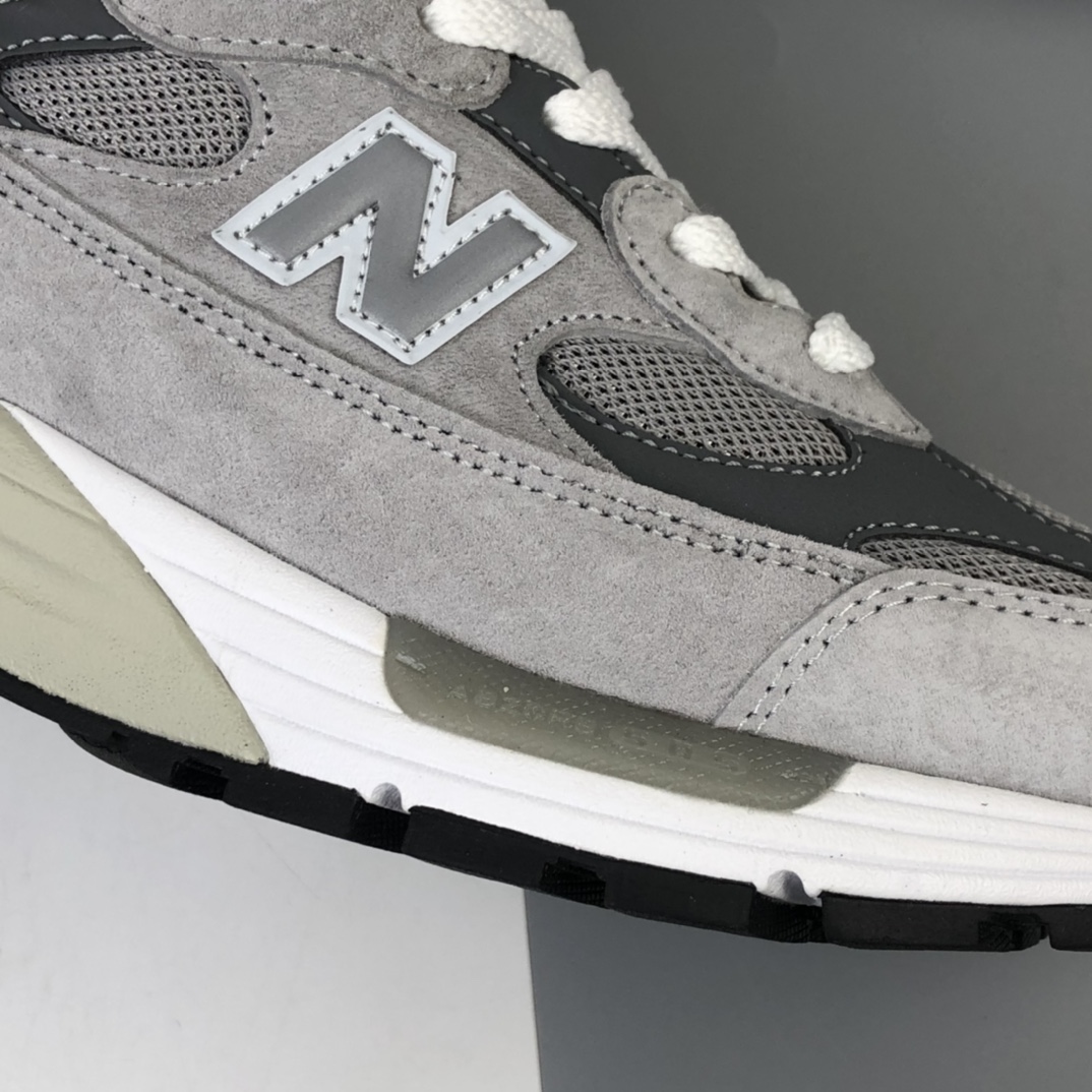 250 New Balance Made in USA M992系列 “3M” 美产血统经典复古休闲运动百搭老爹跑步鞋 M992GR