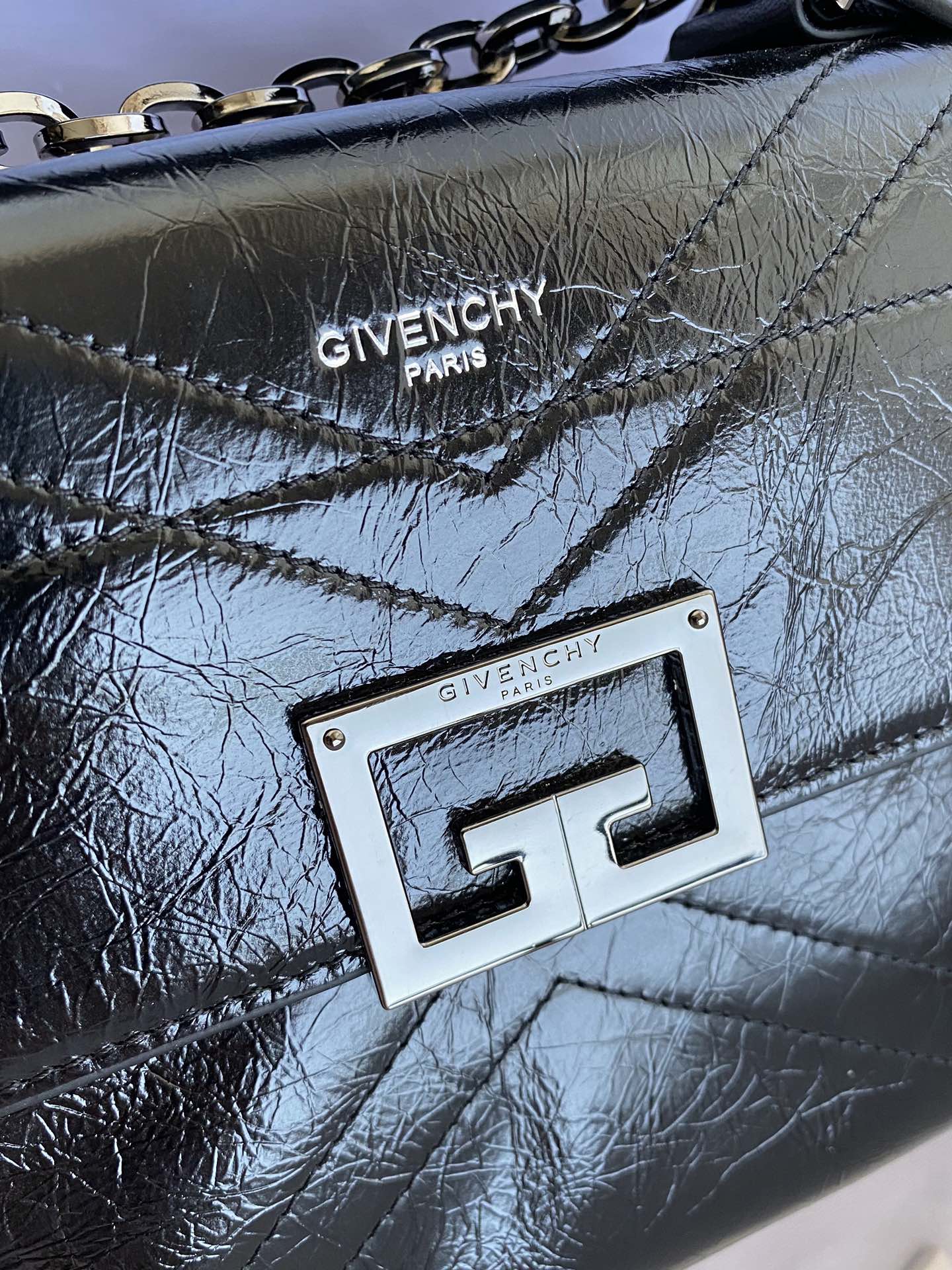 Givenchy纪梵希亮面褶皱牛皮🇫🇷法国品💕G家ID Bag 9404黑色