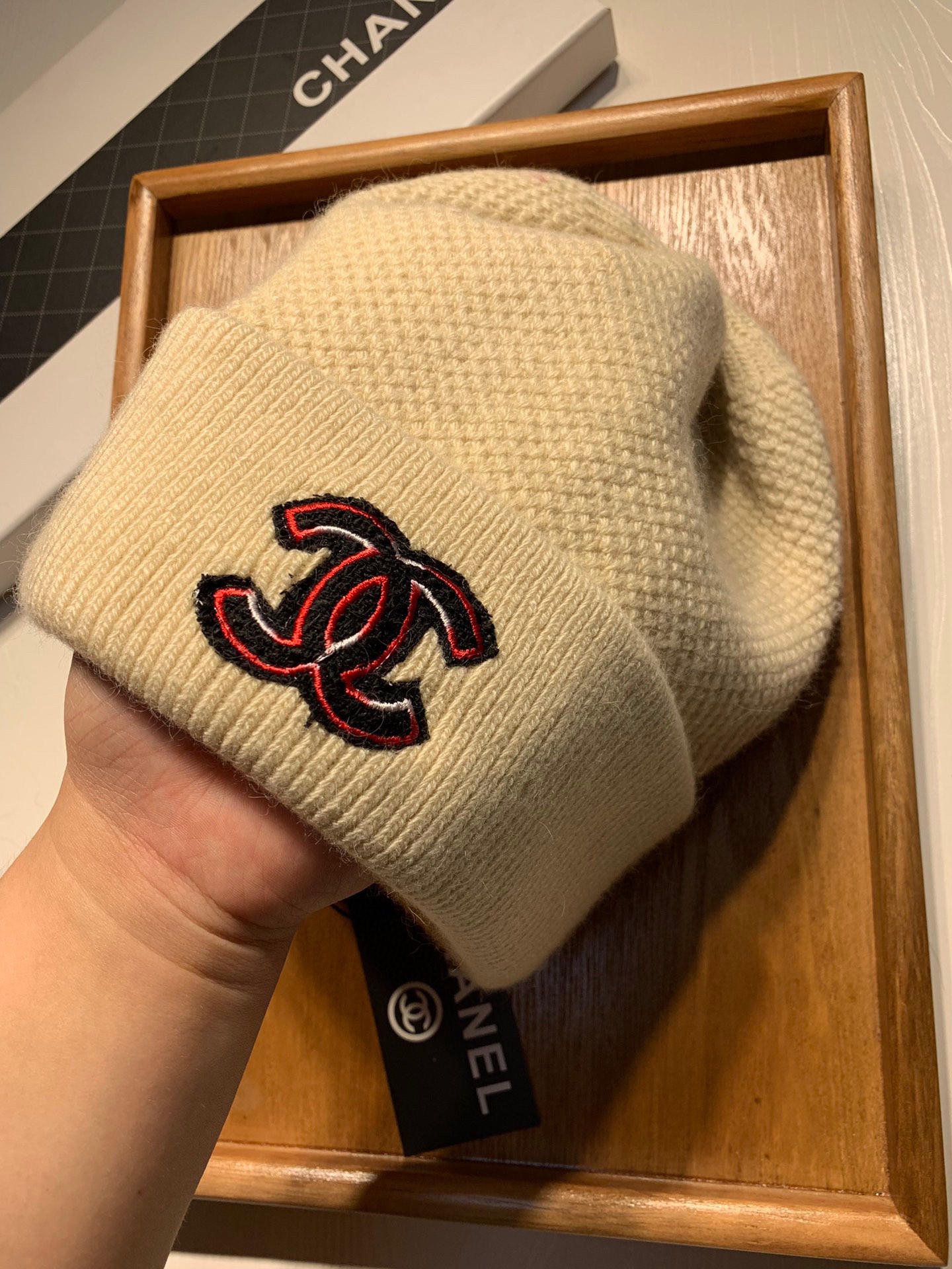 🌹。C家。【羊毛单帽】客供小羊毛！珍贵典藏的灵魂帽子！客供色纱.每个颜色都非常好看！经典！手感软腻.70