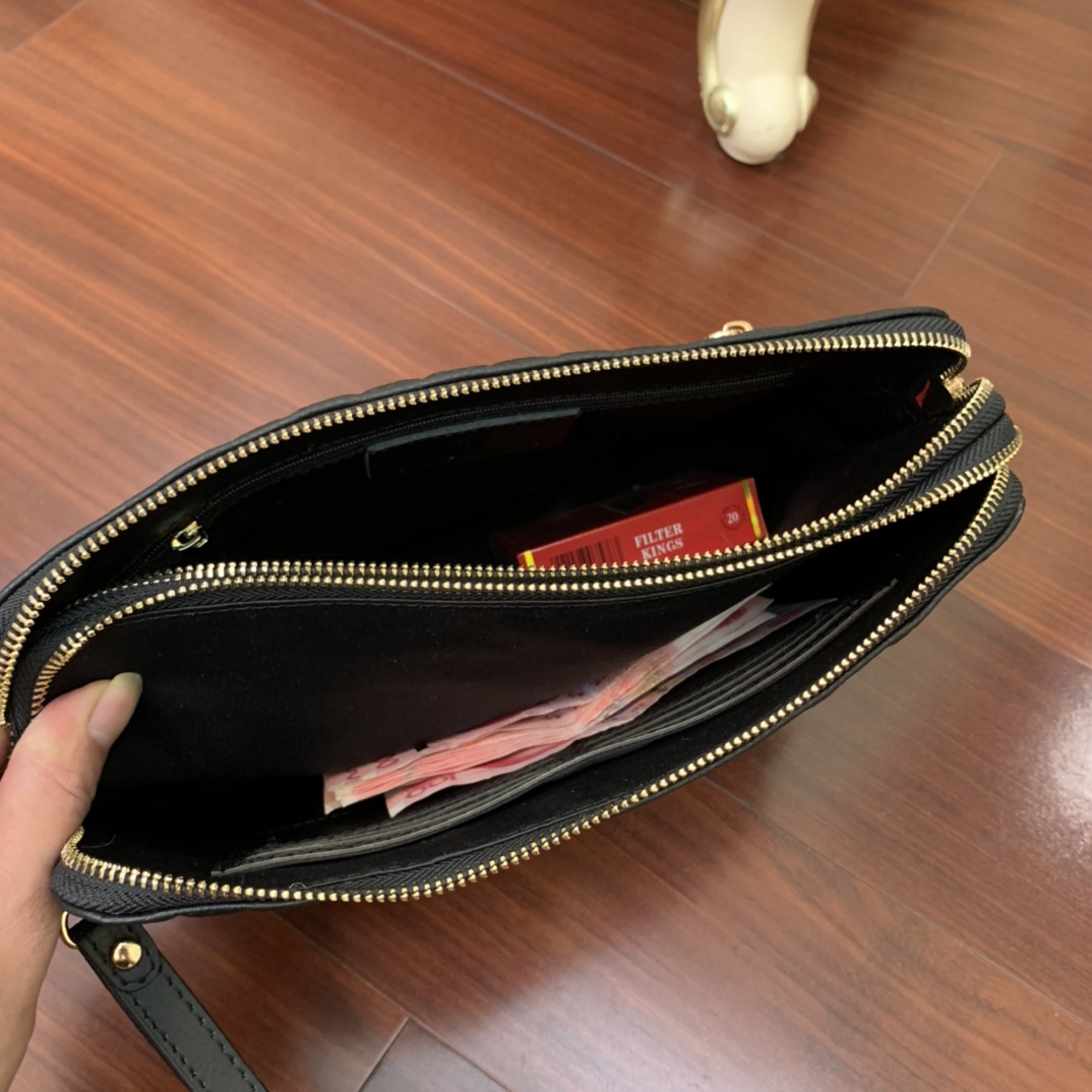 🅿280 配送盒子 LV新品 ✂奢華 。男士手包双拉，精選皮料中的鉑金-高檔进口牛皮，進口牛皮內襯設計🐮均勻的走線[閃電