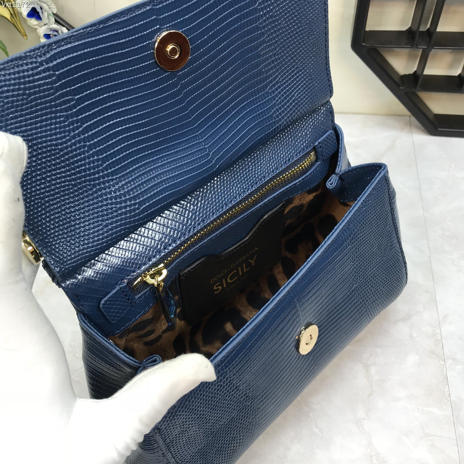 小号Dolce&Gabbana杜嘉班纳彩钻蜥蜴纹斜挎小包原单完美袋形进口头层蜥蜴纹牛皮定制真空高电镀五金