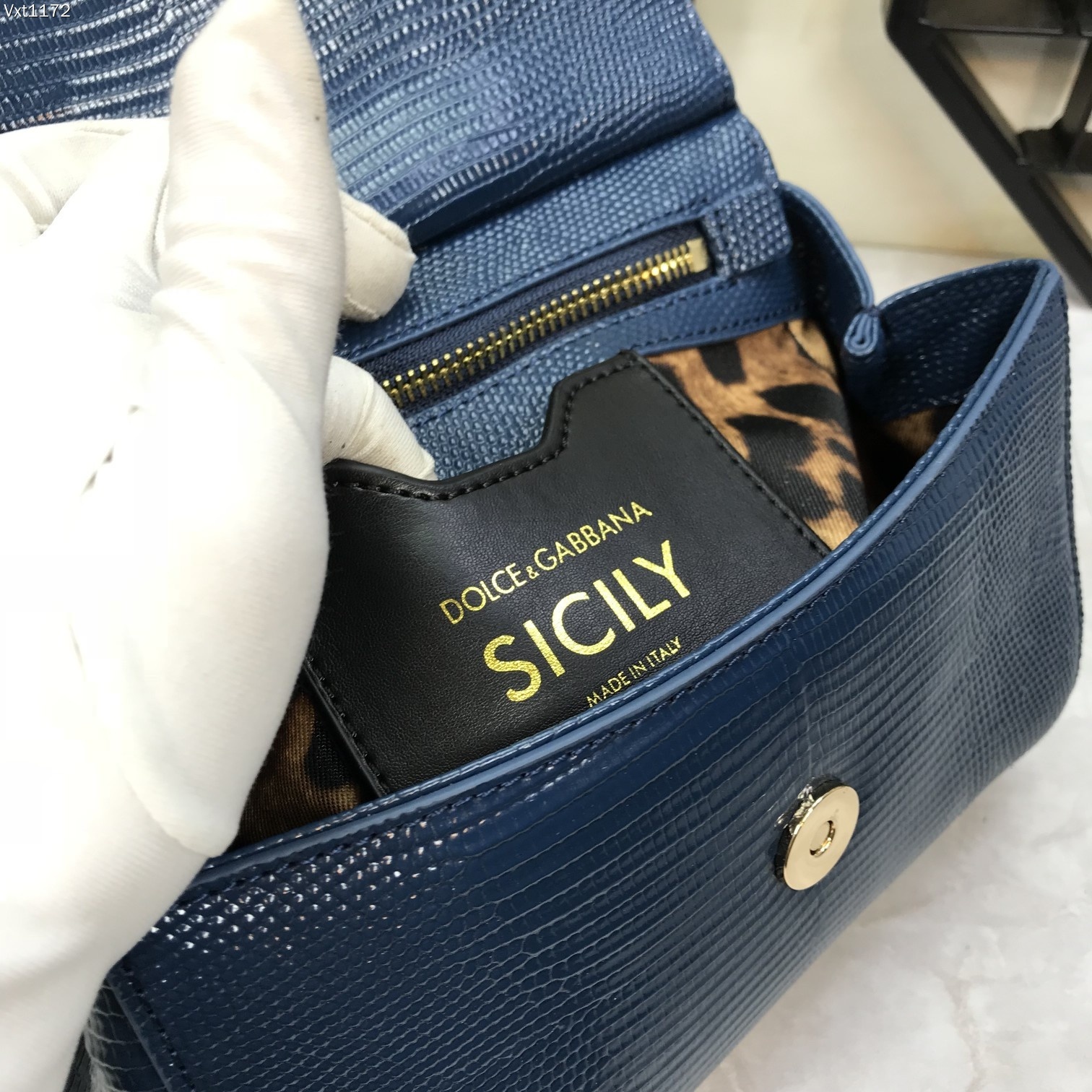 小号Dolce&Gabbana杜嘉班纳彩钻蜥蜴纹斜挎小包原单完美袋形进口头层蜥蜴纹牛皮定制真空高电镀五金