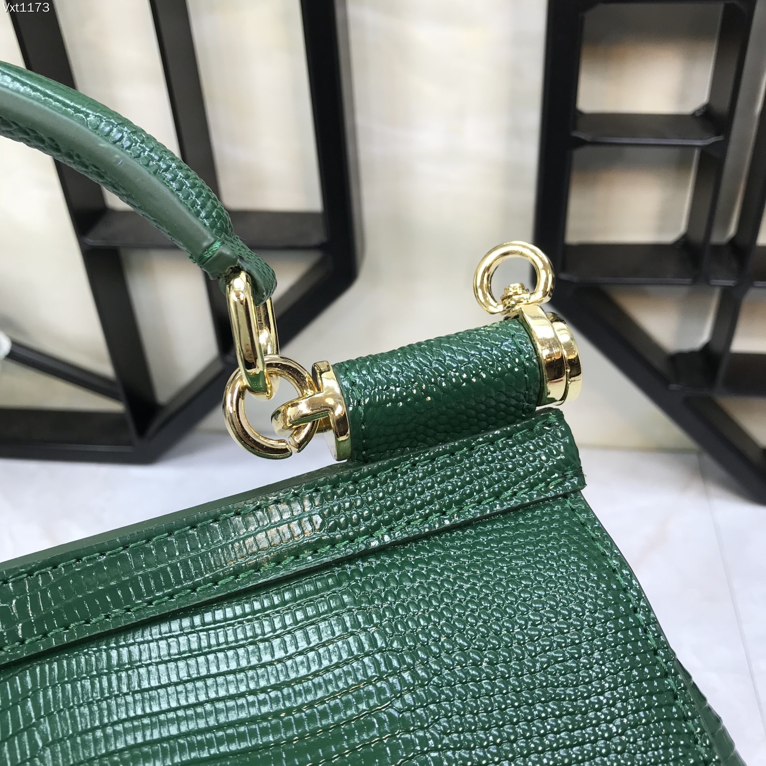 小号Dolce&Gabbana杜嘉班纳彩钻蜥蜴纹斜挎小包原单完美袋形进口头层蜥蜴纹牛皮定制真空高电镀五金