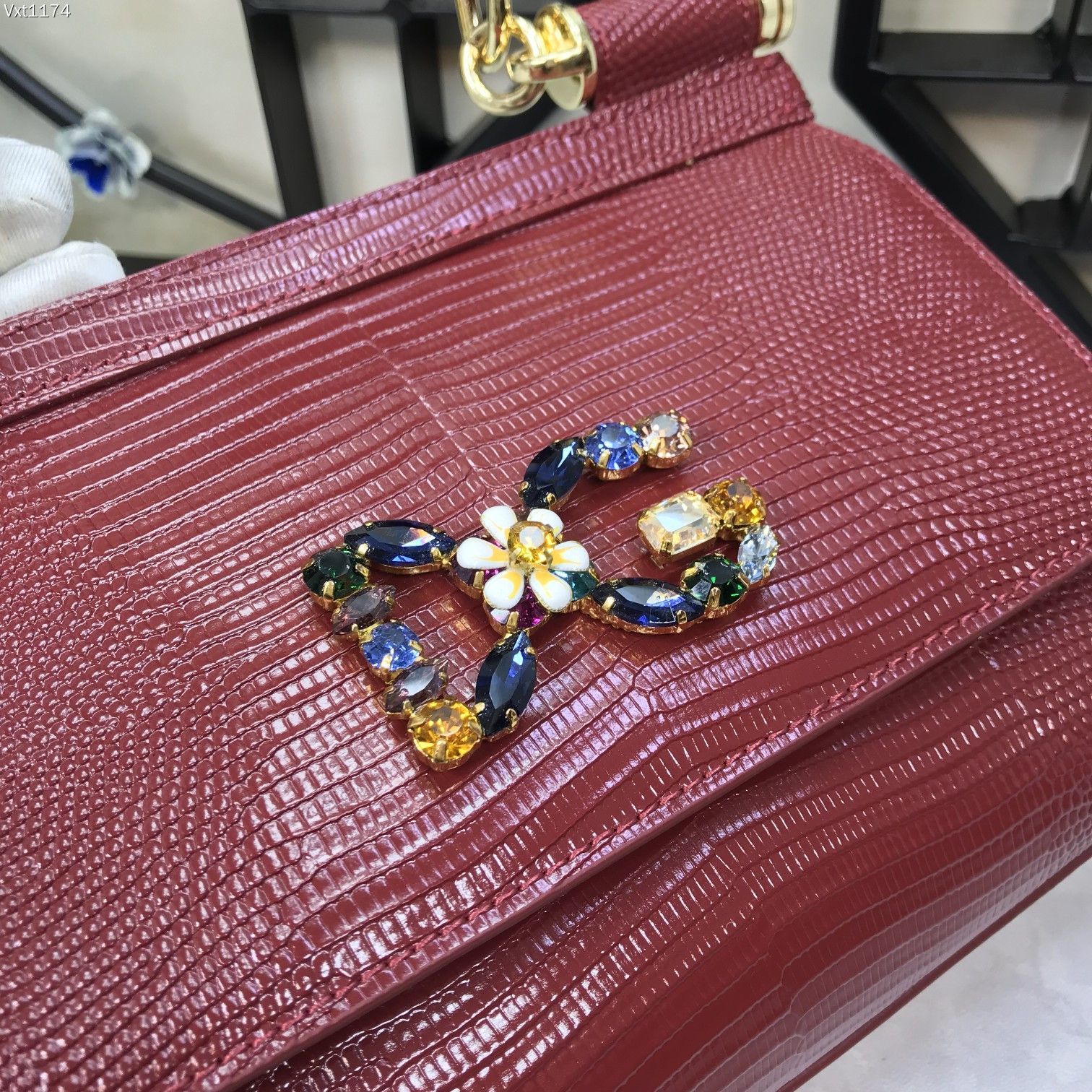 小号Dolce&Gabbana杜嘉班纳彩钻蜥蜴纹斜挎小包原单完美袋形进口头层蜥蜴纹牛皮定制真空高电镀五金