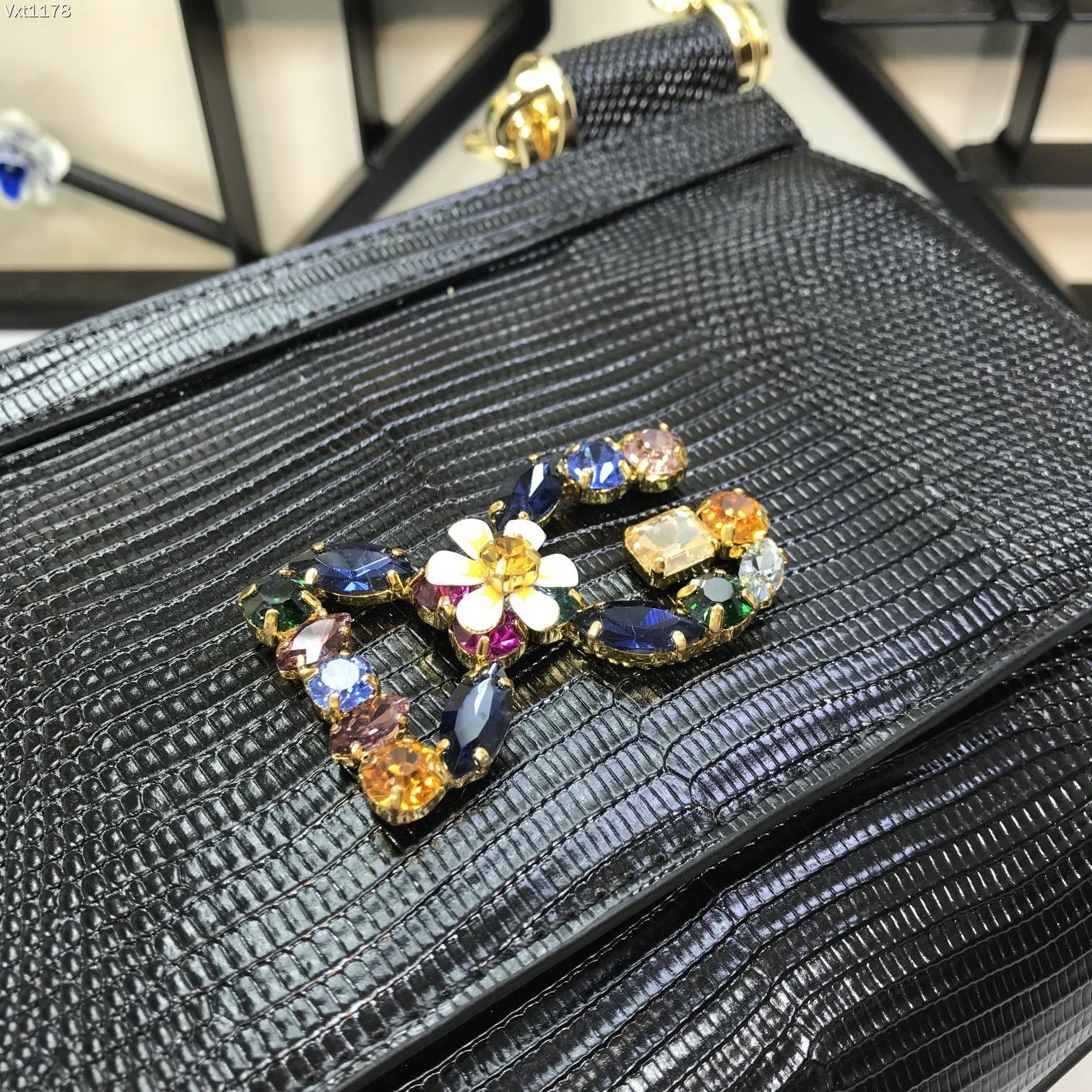 小号Dolce&Gabbana杜嘉班纳彩钻蜥蜴纹斜挎小包原单完美袋形进口头层蜥蜴纹牛皮定制真空高电镀五金