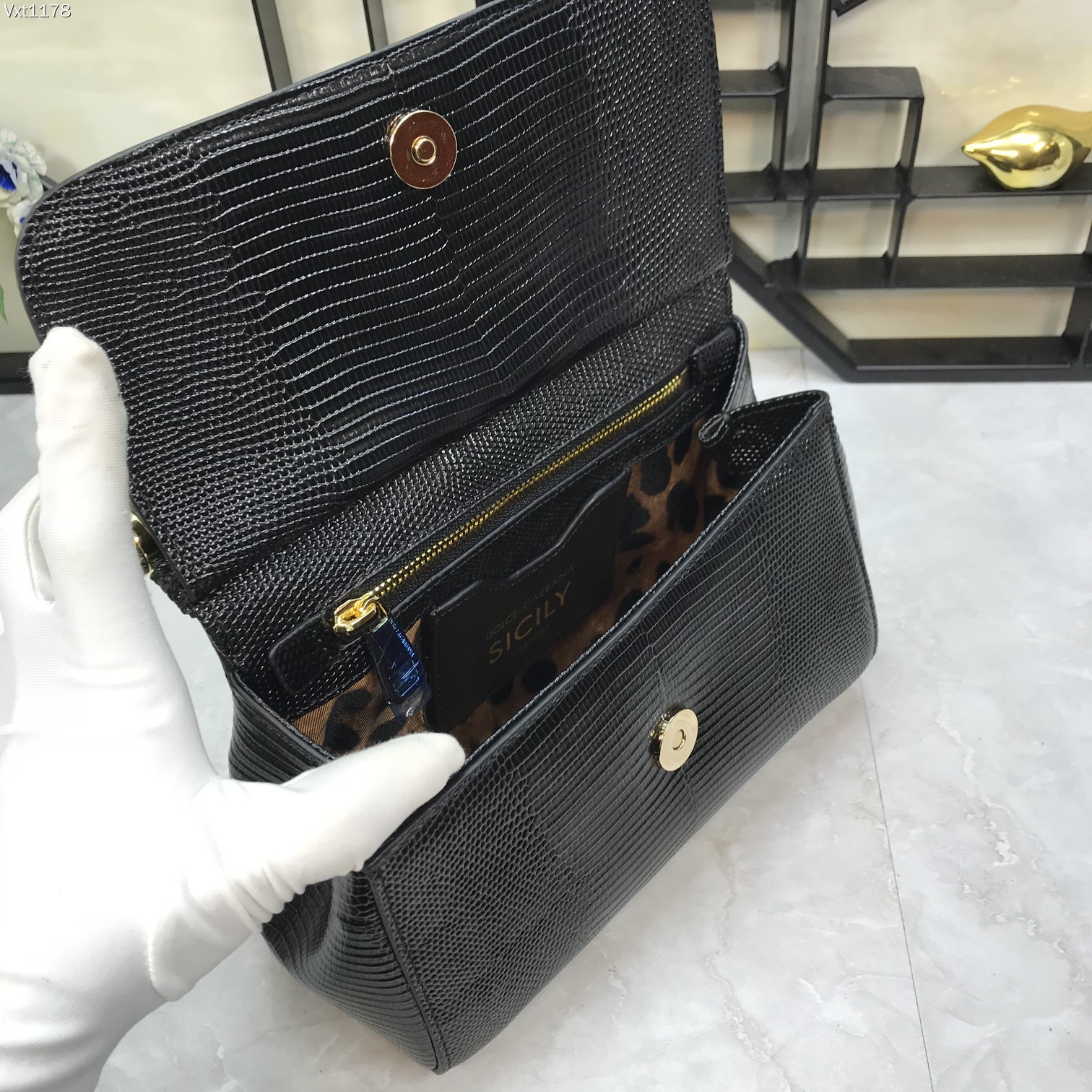小号Dolce&Gabbana杜嘉班纳彩钻蜥蜴纹斜挎小包原单完美袋形进口头层蜥蜴纹牛皮定制真空高电镀五金