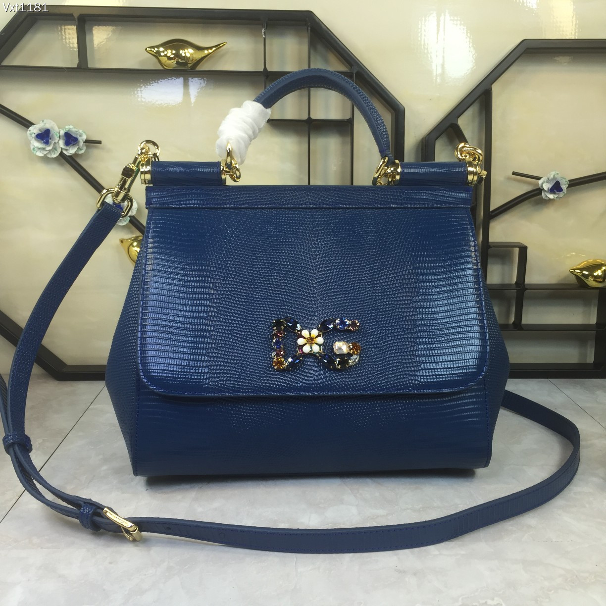 中号Dolce&Gabbana杜嘉班纳彩钻蜥蜴纹斜挎包原单完美袋形进口头层蜥蜴纹牛皮定制真空高电镀五金百