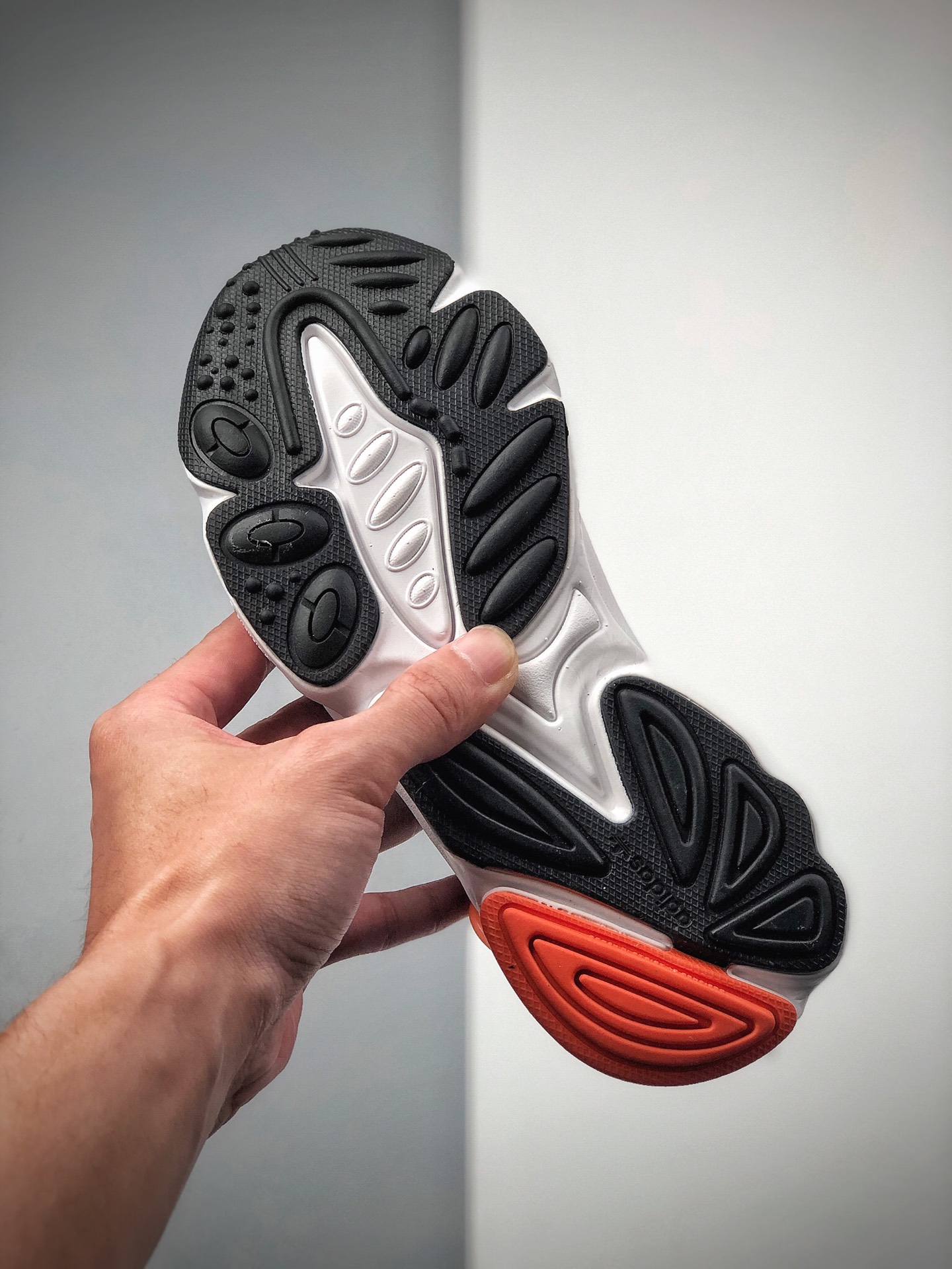 140  公司级 Adidas Originals Ozweego 简版椰子 FZ3829