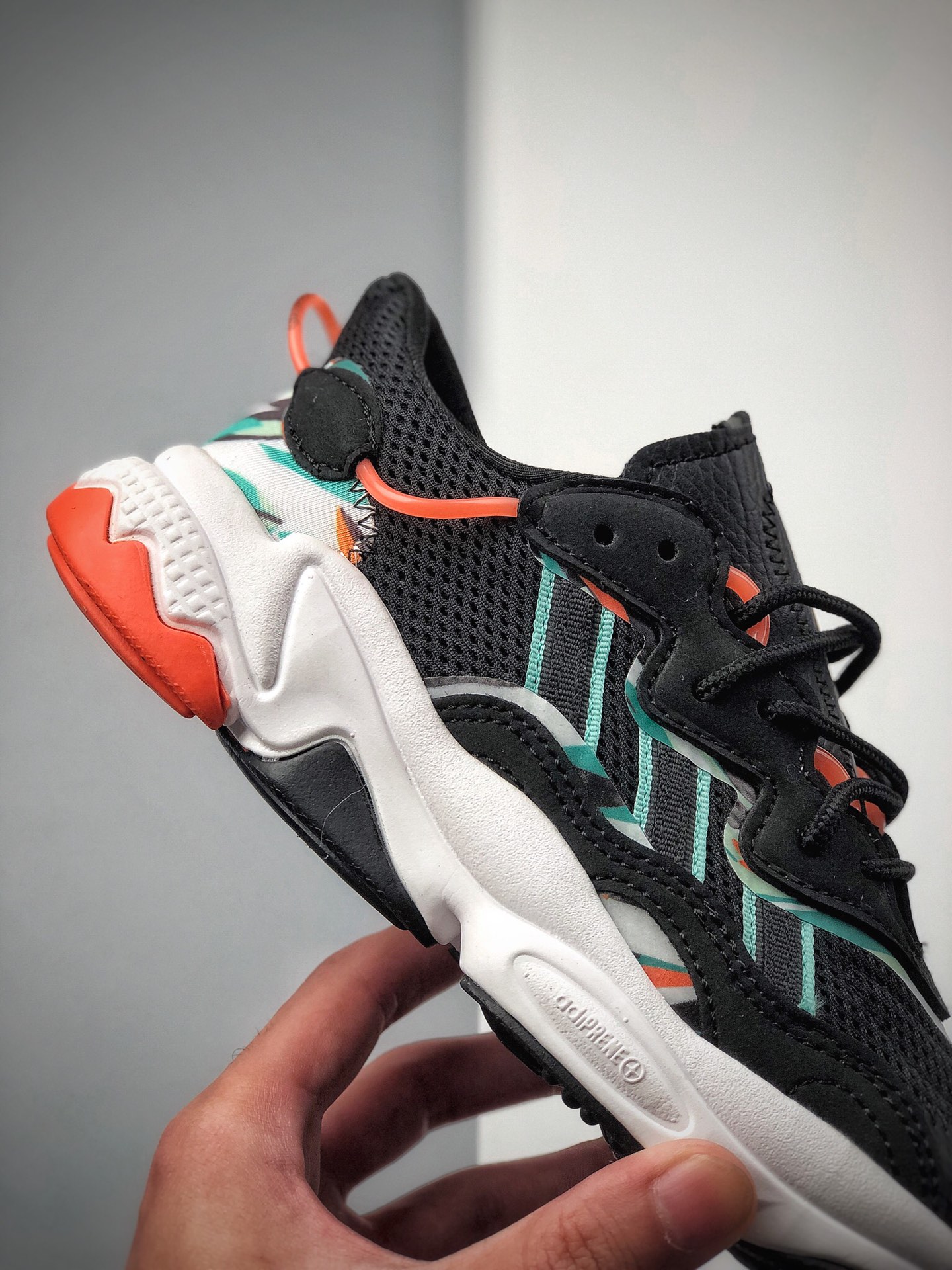 140  公司级 Adidas Originals Ozweego 简版椰子 FZ3829