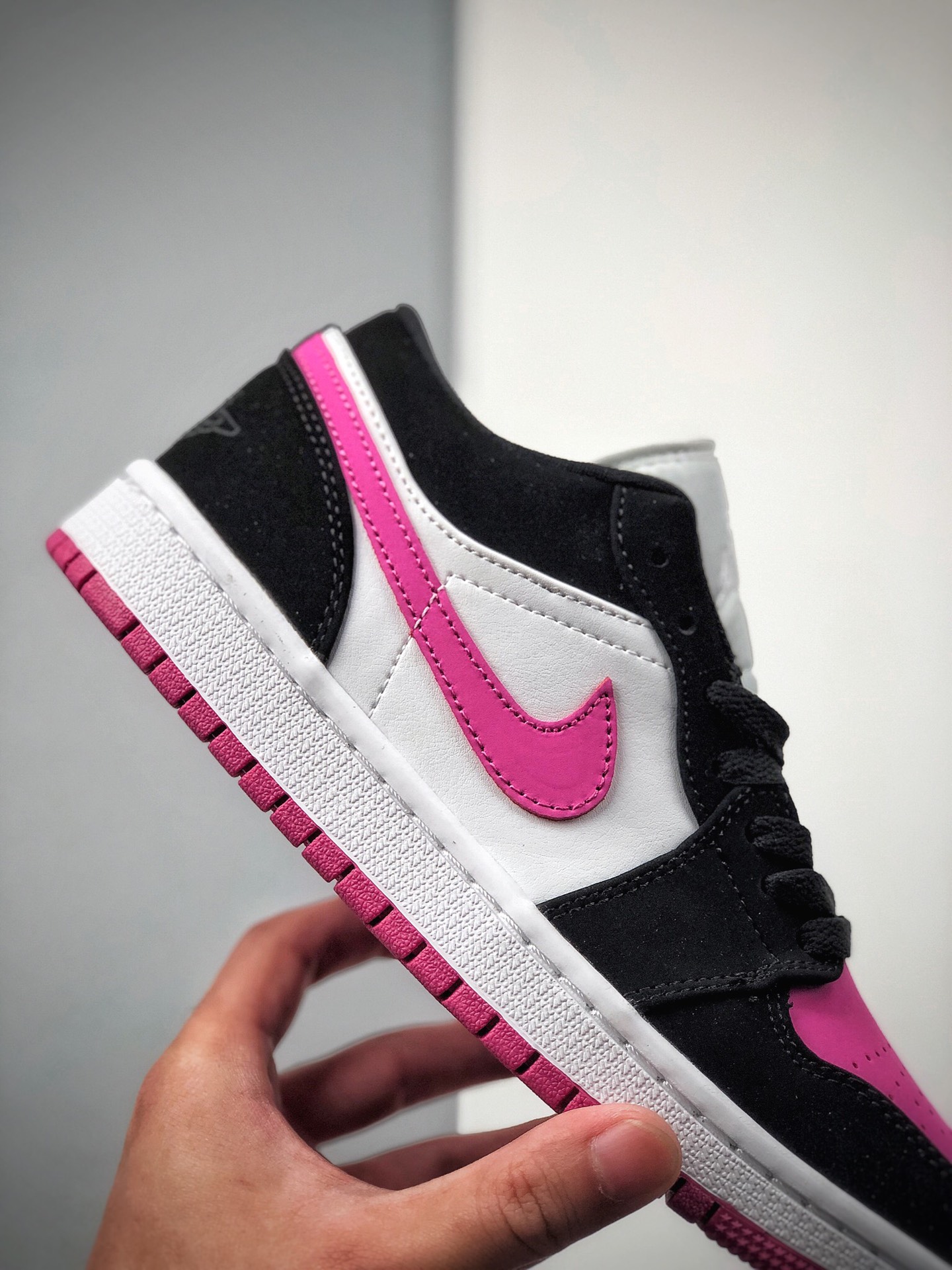200  Air Jordan 1 Low SE AJ1乔1低帮休闲板鞋 同步官方配色  货号：DC0774-005