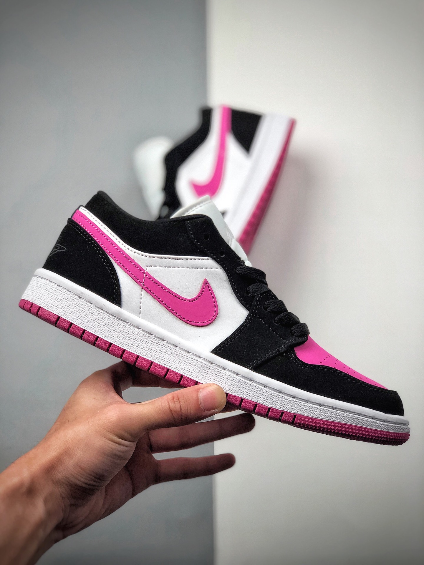 200  Air Jordan 1 Low SE AJ1乔1低帮休闲板鞋 同步官方配色  货号：DC0774-005