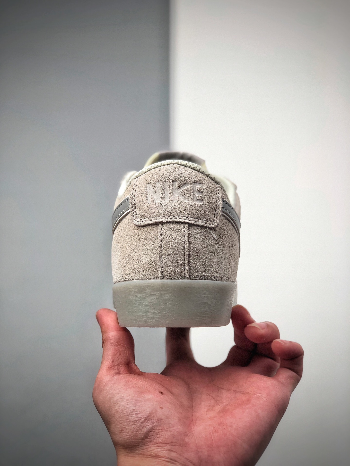 160 Nike Blazer Low Prm 开拓者低帮休闲板鞋   货号：454471-015