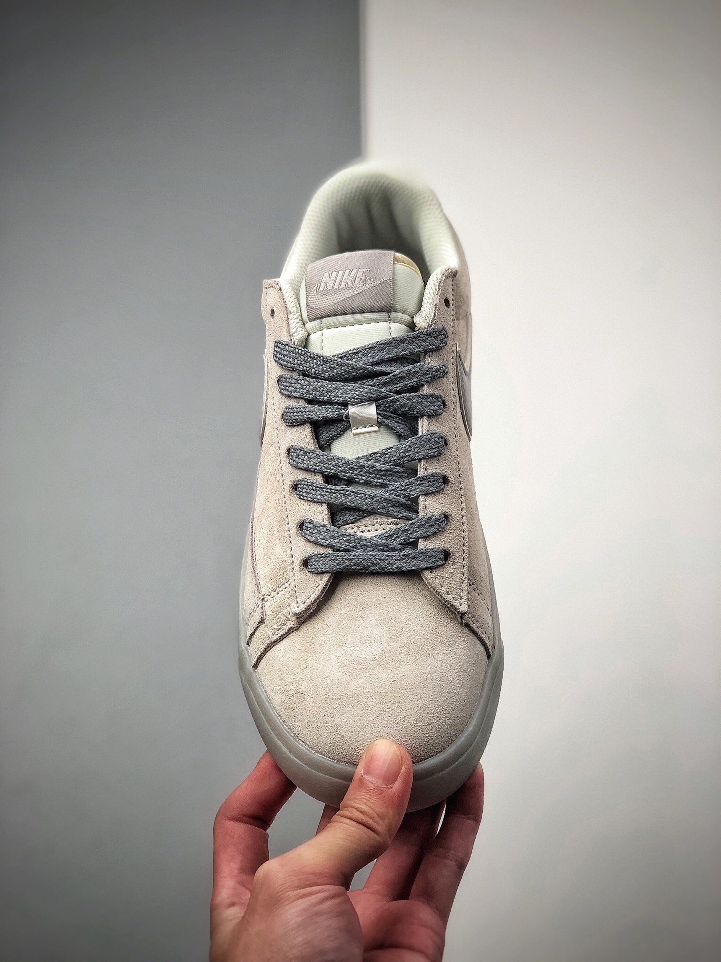 160 Nike Blazer Low Prm 开拓者低帮休闲板鞋   货号：454471-015