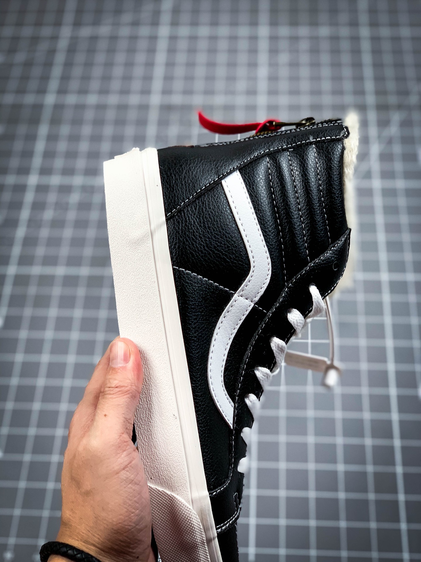 150 Madness x Vans SK8-Hi  万斯 余文乐 全皮加绒 余文乐亲着