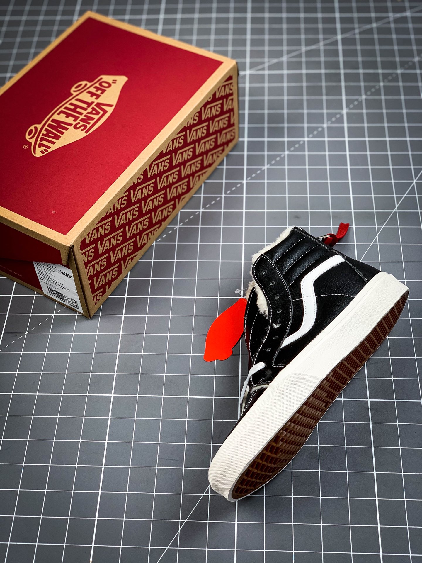 150 Madness x Vans SK8-Hi  万斯 余文乐 全皮加绒 余文乐亲着