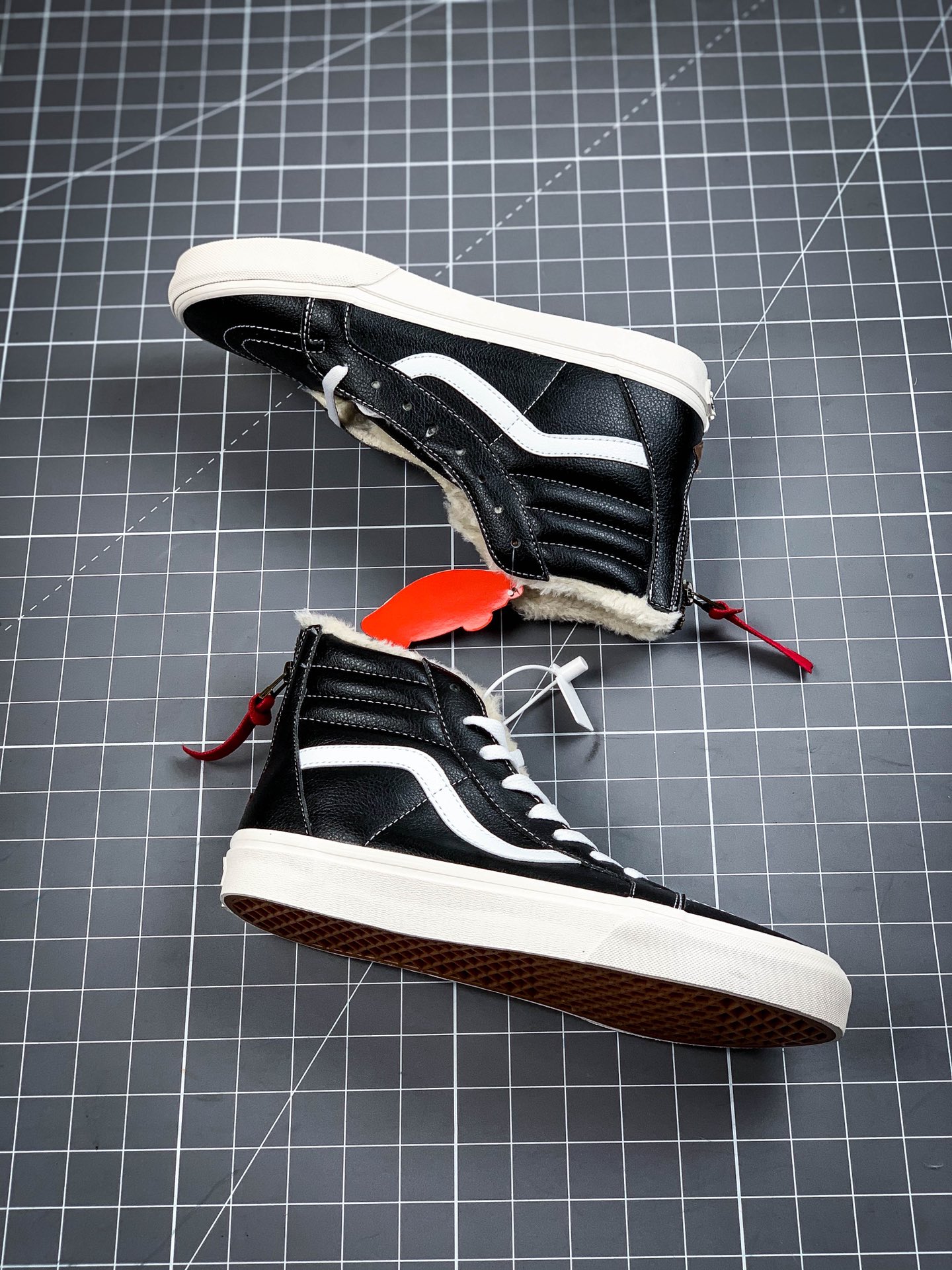 150 Madness x Vans SK8-Hi  万斯 余文乐 全皮加绒 余文乐亲着