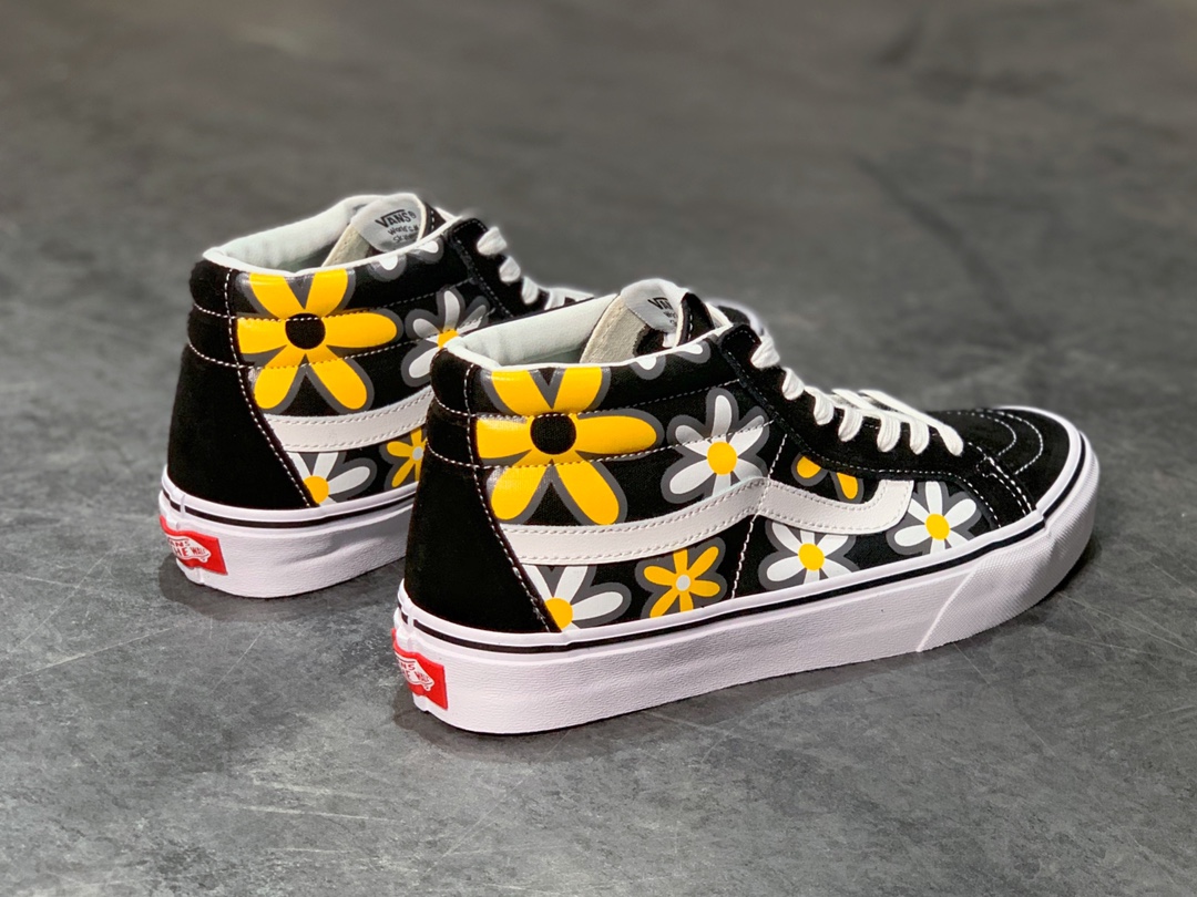 160 Vans SK8-Mid 中帮 雏菊印花板鞋 以黑色经典Sk8