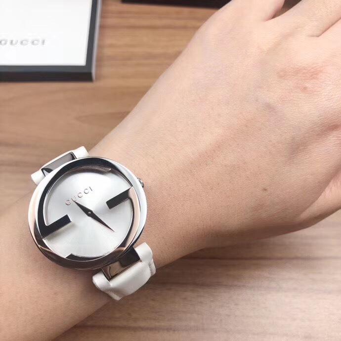 Gucci 古驰双G女表，表经:37mm，多种颜色挑选