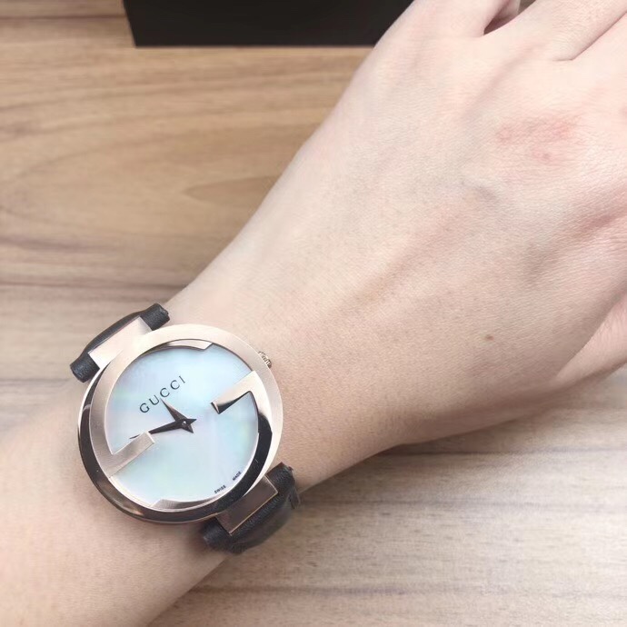 Gucci 古驰双G女表，表经:37mm，多种颜色挑选
