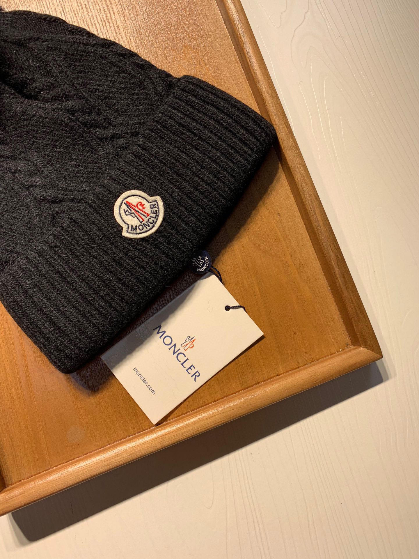 🌹。蒙口。【羊毛单帽-狐狸毛球】客供小羊毛！珍贵典藏的灵魂帽子！客供色纱.每个颜色都非常好看！经典！手感