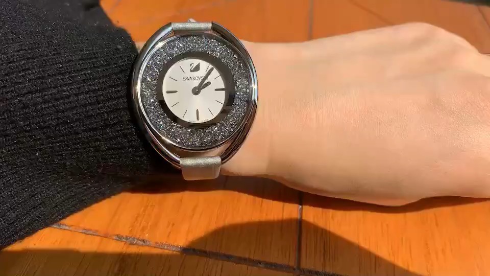 Unknown 施华洛世奇女表，超闪的，视频欣赏