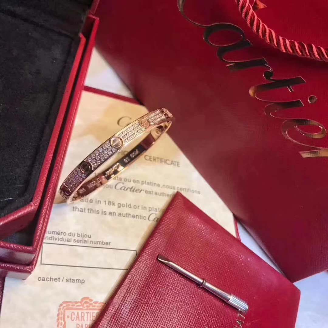 Cartier 卡地亚满天星手镯 简约设计 高大上