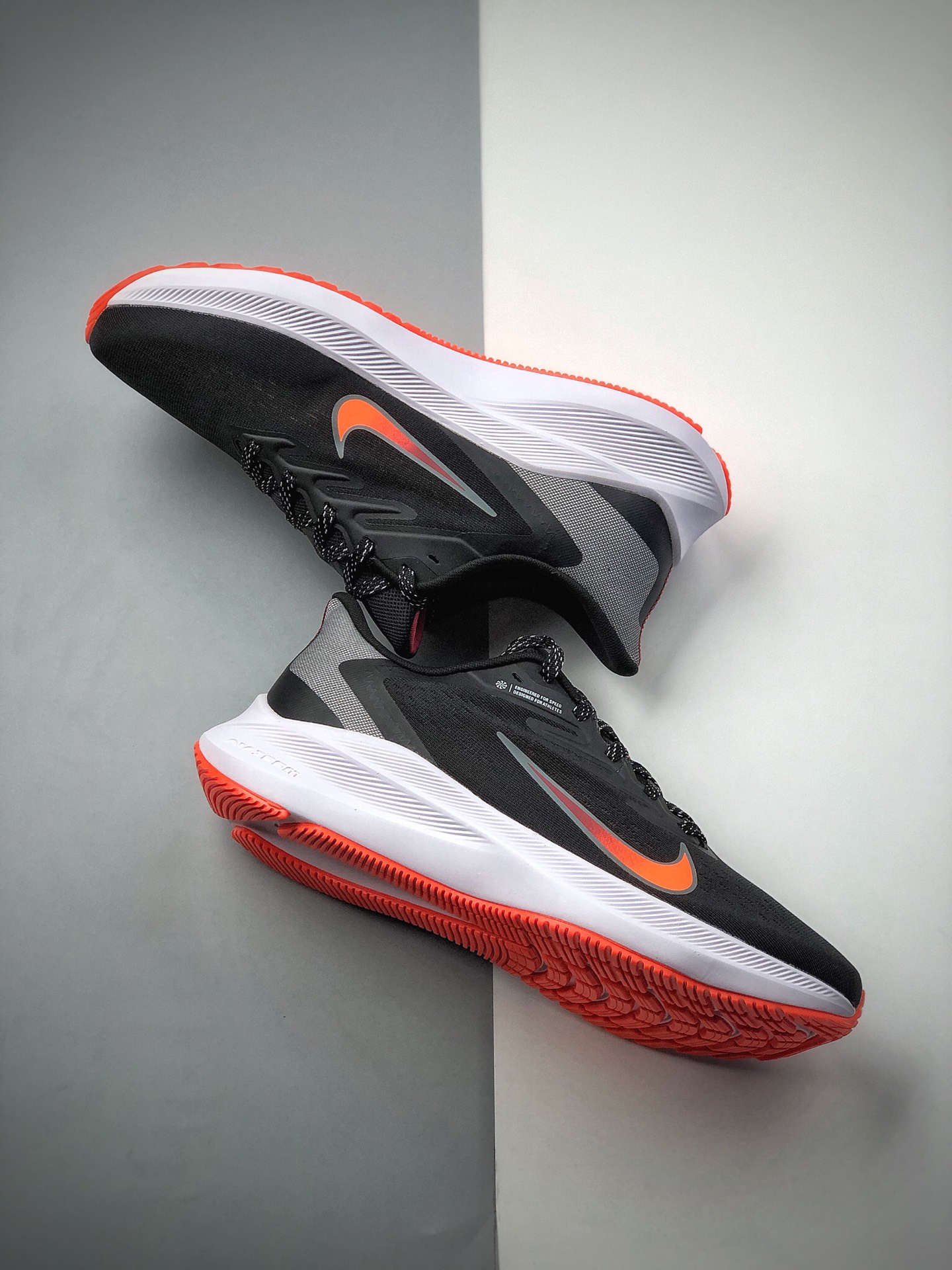160 耐克Nike Zoom WINFLO 7 代 登月轻质透气休闲运动跑步鞋cl029-011