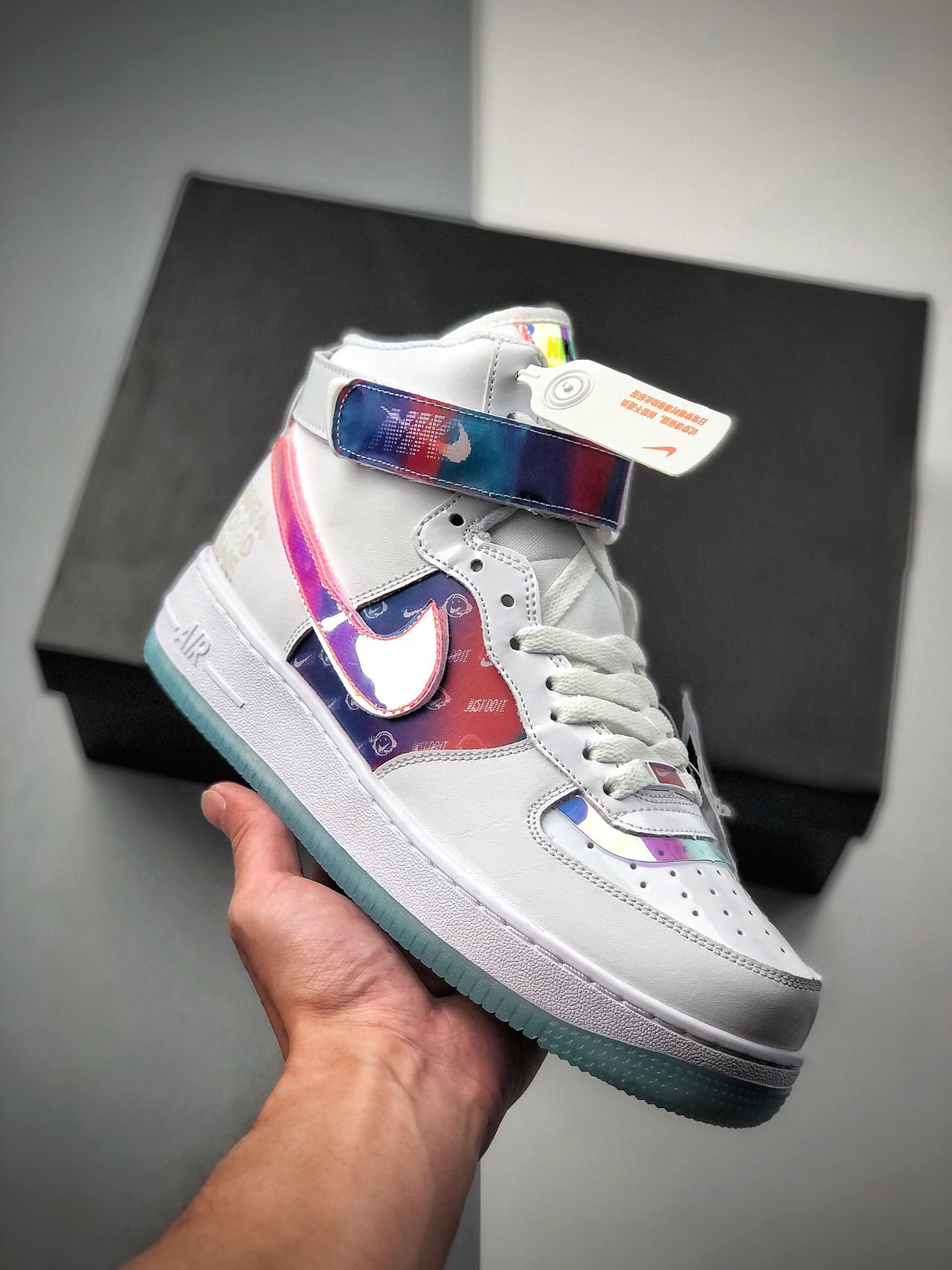 220  NIKE AIR FORCE 1 REACT QS耐克Cspace Air Force 1 AF1 空军一号 电玩像素换钩，玩转秋天，一鞋难求 货号：DC2111-191