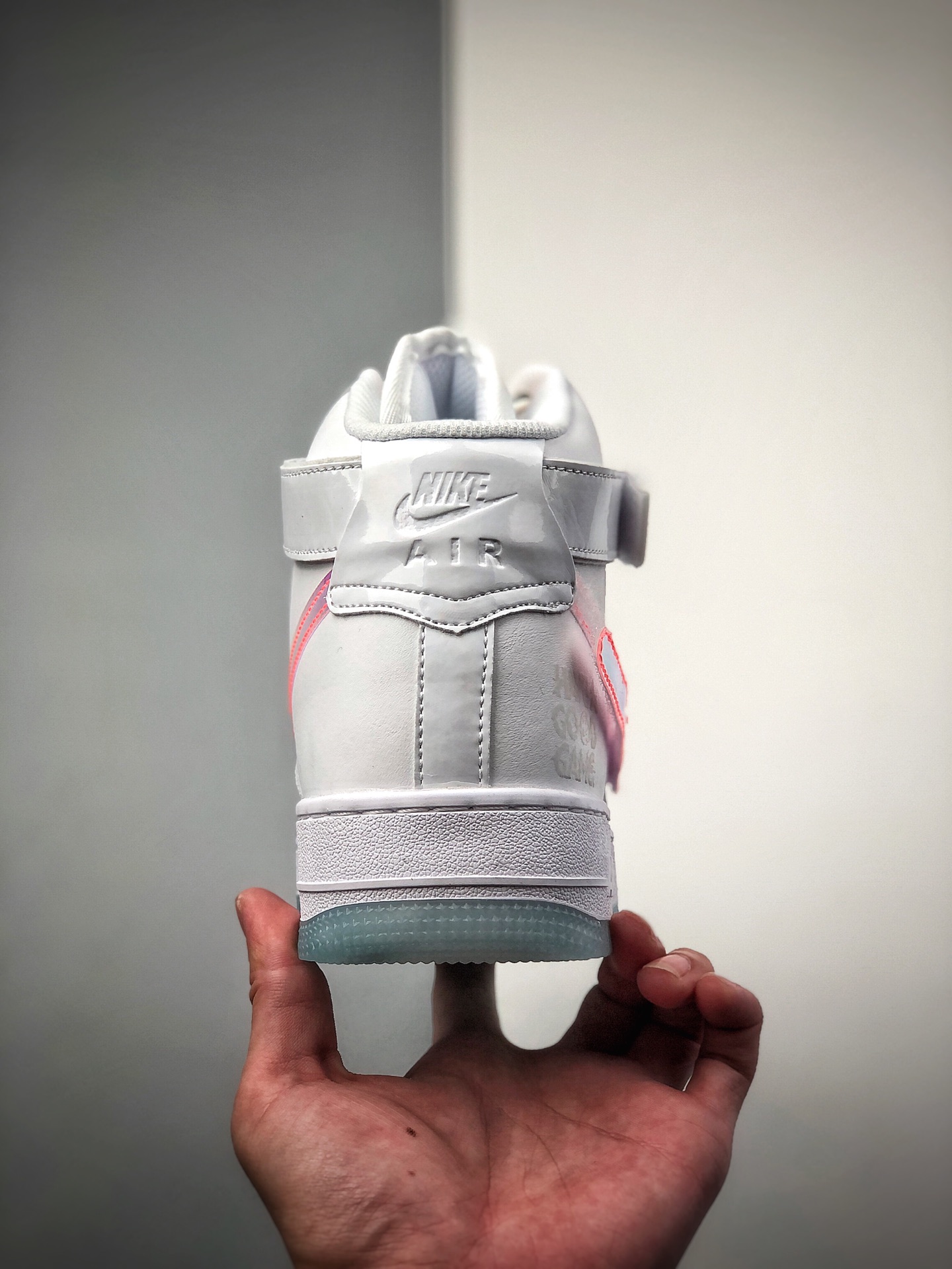 220  NIKE AIR FORCE 1 REACT QS耐克Cspace Air Force 1 AF1 空军一号 电玩像素换钩，玩转秋天，一鞋难求 货号：DC2111-191