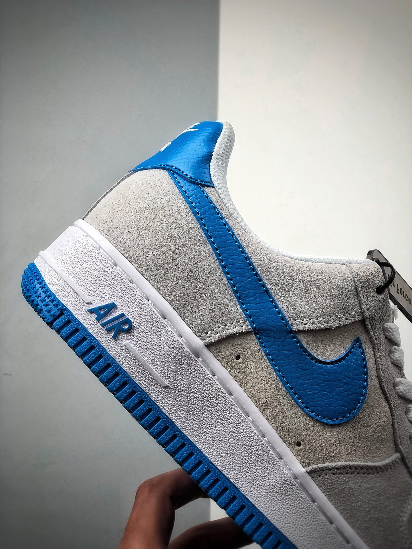 220 Nike 空军一号运动休闲板鞋  货号：CN0884-001