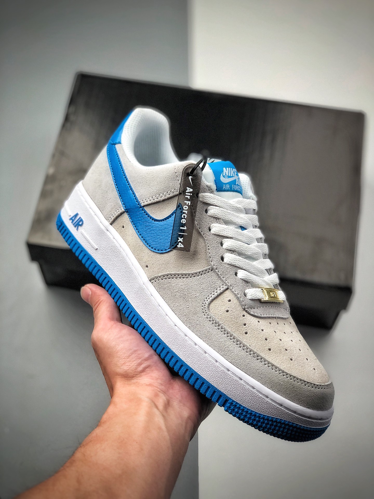 220 Nike 空军一号运动休闲板鞋  货号：CN0884-001