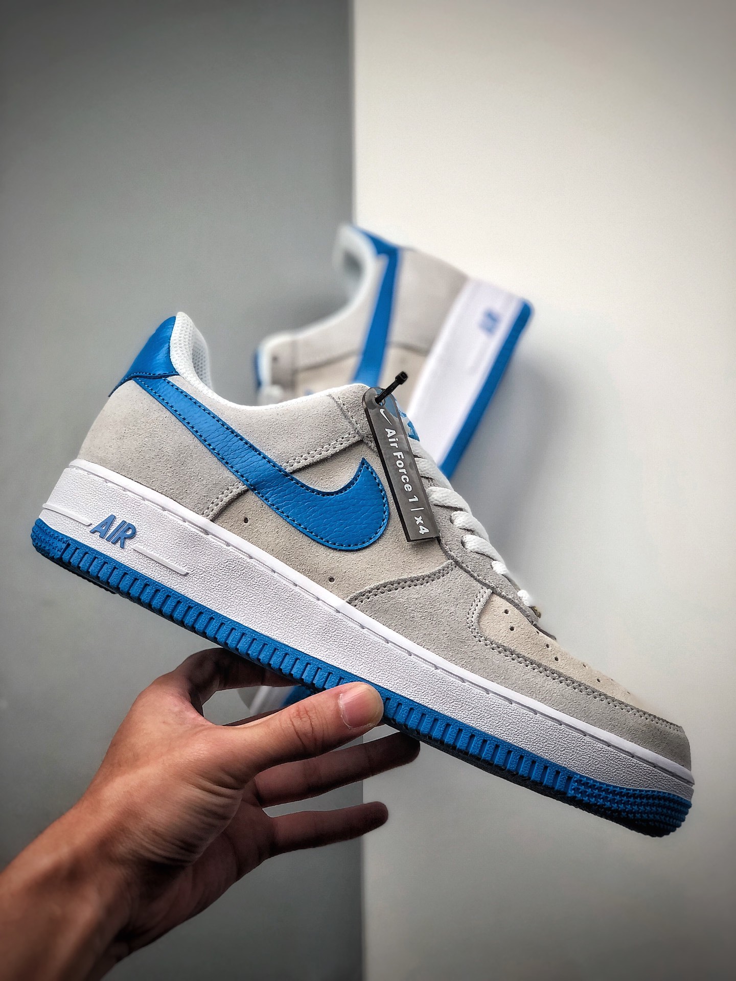 220 Nike 空军一号运动休闲板鞋  货号：CN0884-001
