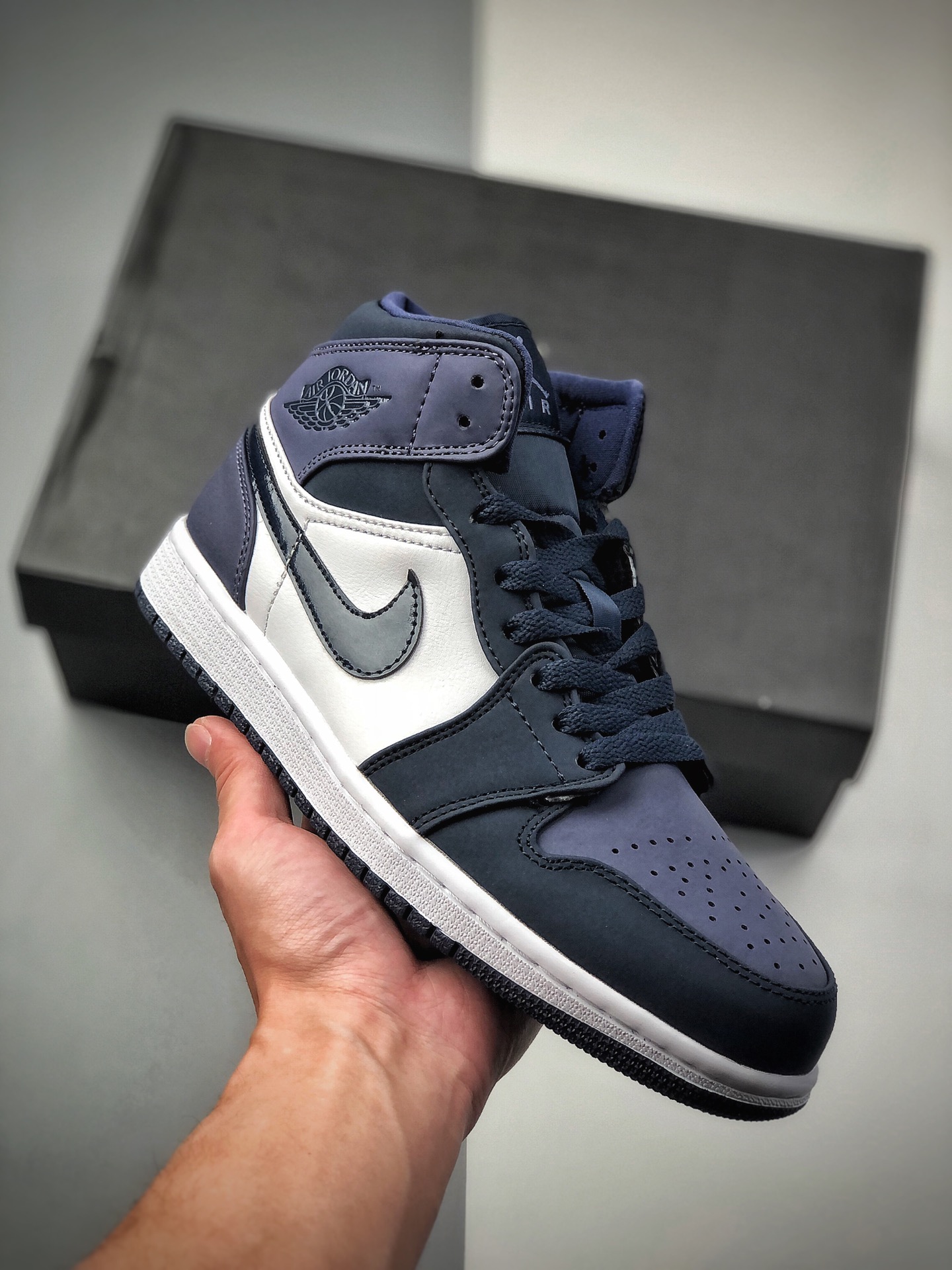 280  （UGG AJ1联名加绒款）Nike Air Jordan 1 MID AJ1乔丹1代中邦 真标原盒 牛头层荔枝纹鞋面 554724-445